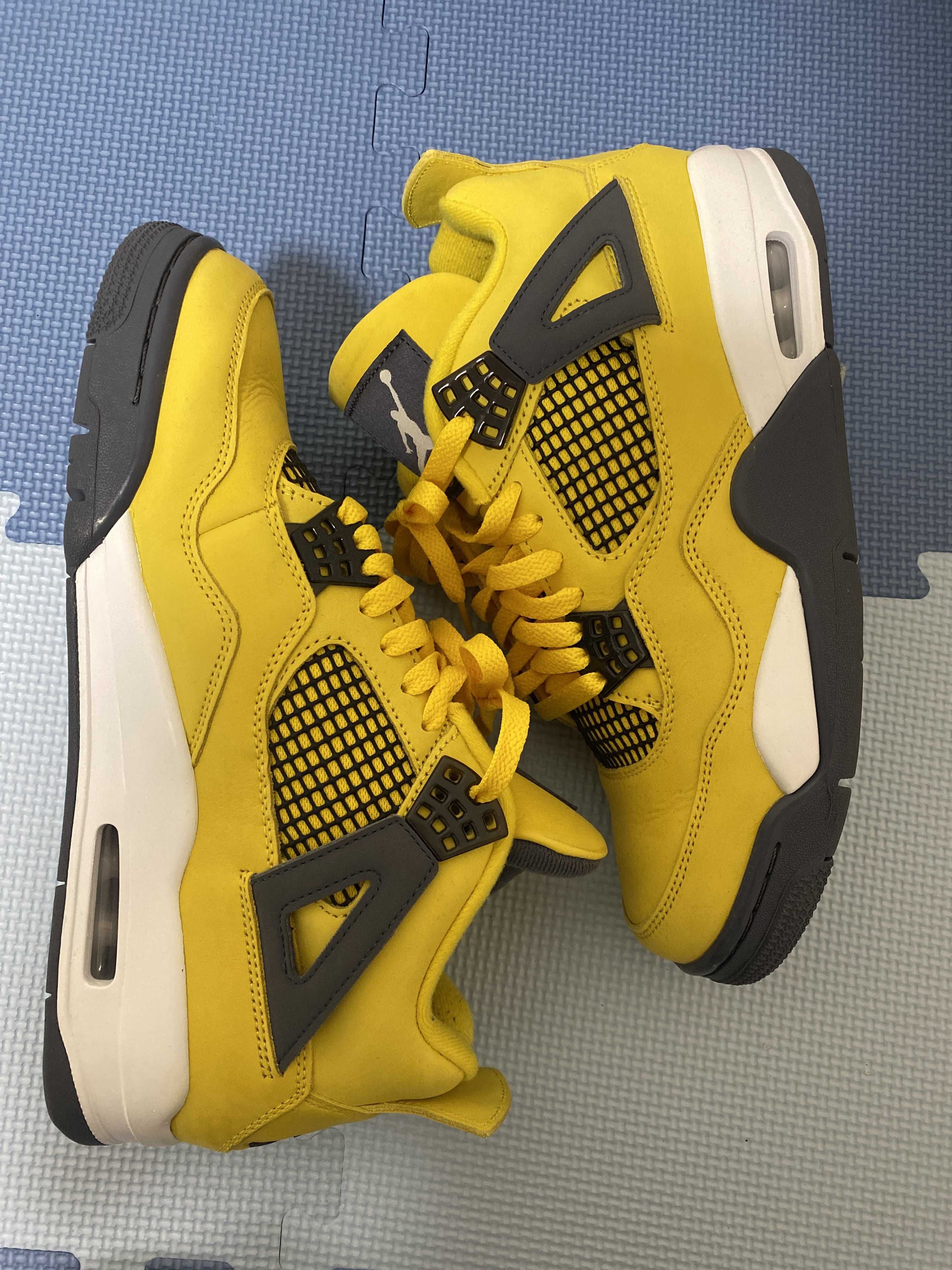 Nike Air Jordan 4 "Tour Yellow"