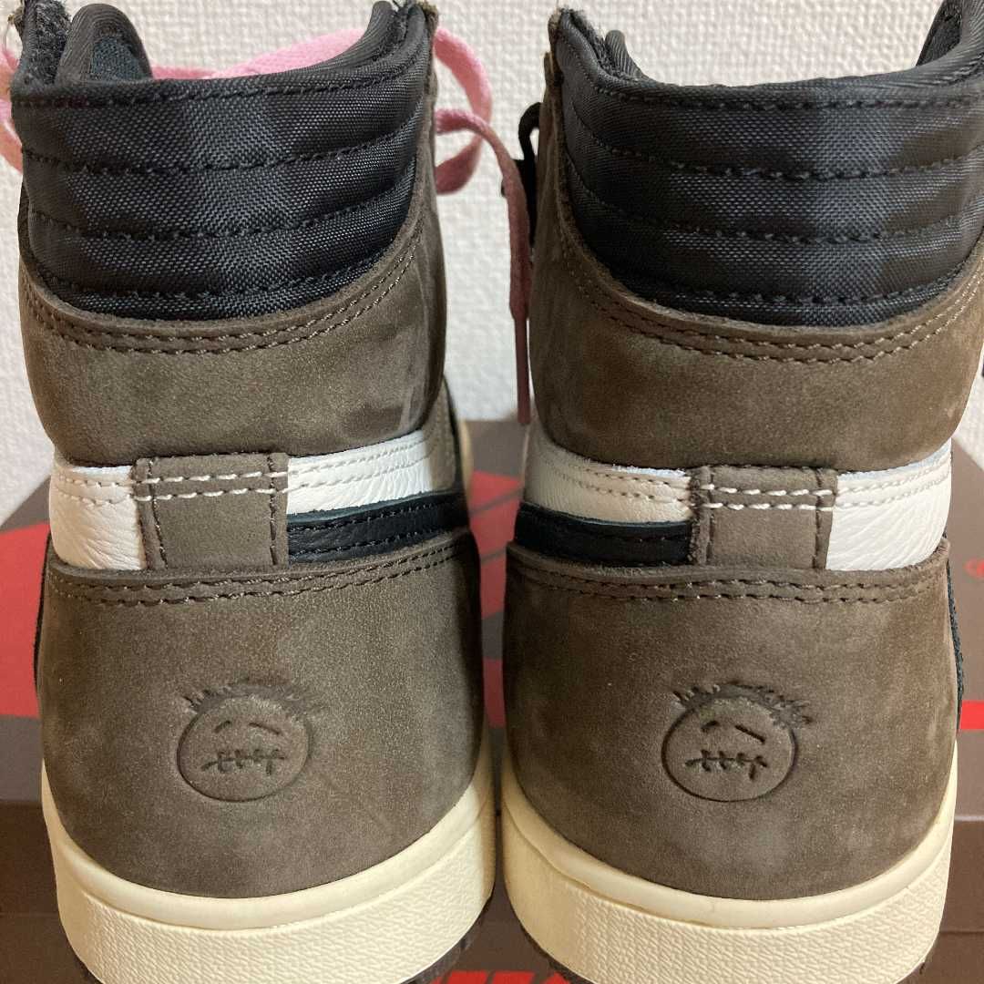 Travis Scott × Nike Air Jordan 1 Retro High OG TS SP "Sail/Dark Mocha"