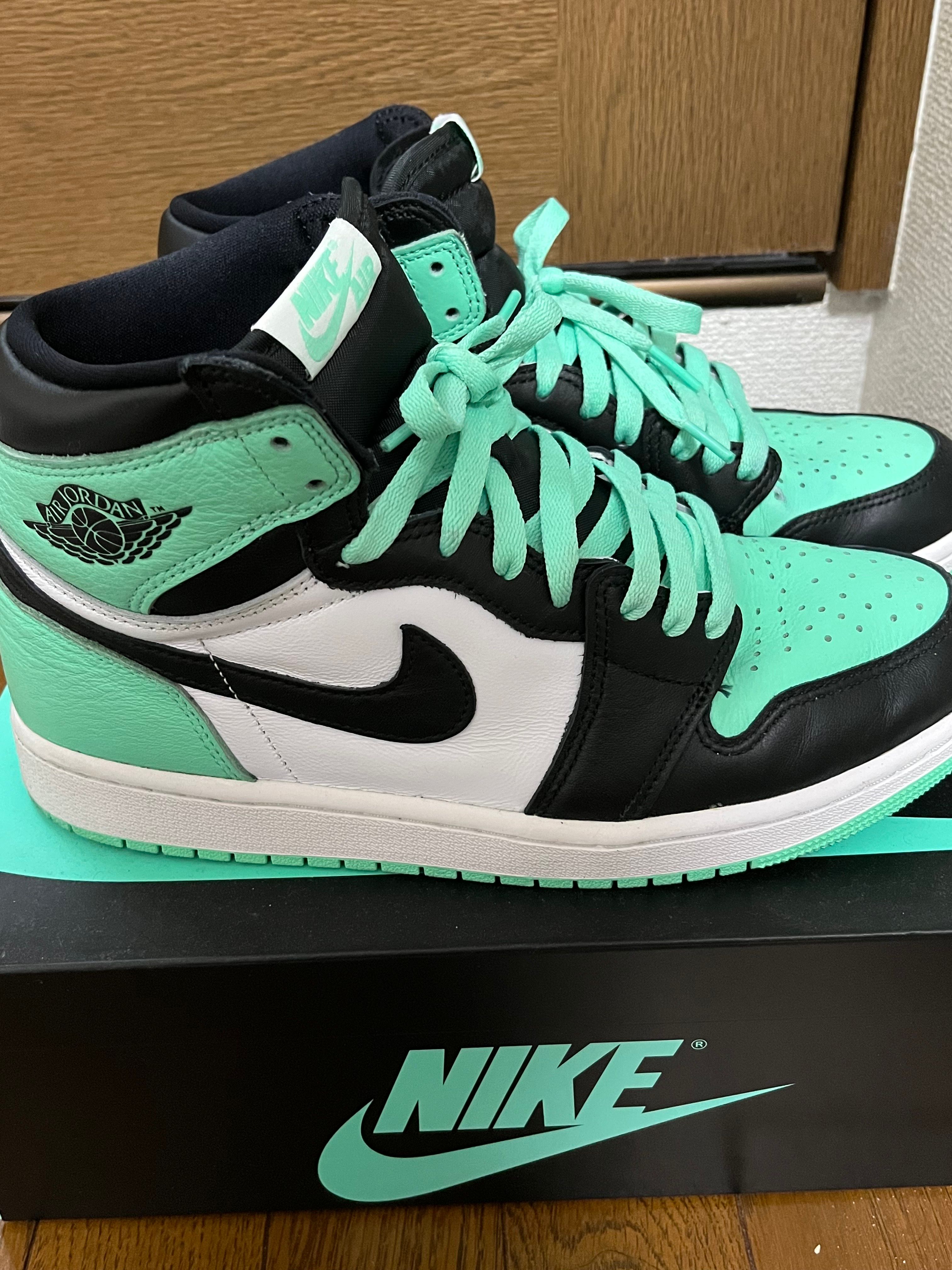 Nike Air Jordan 1 High OG "Green Glow"
