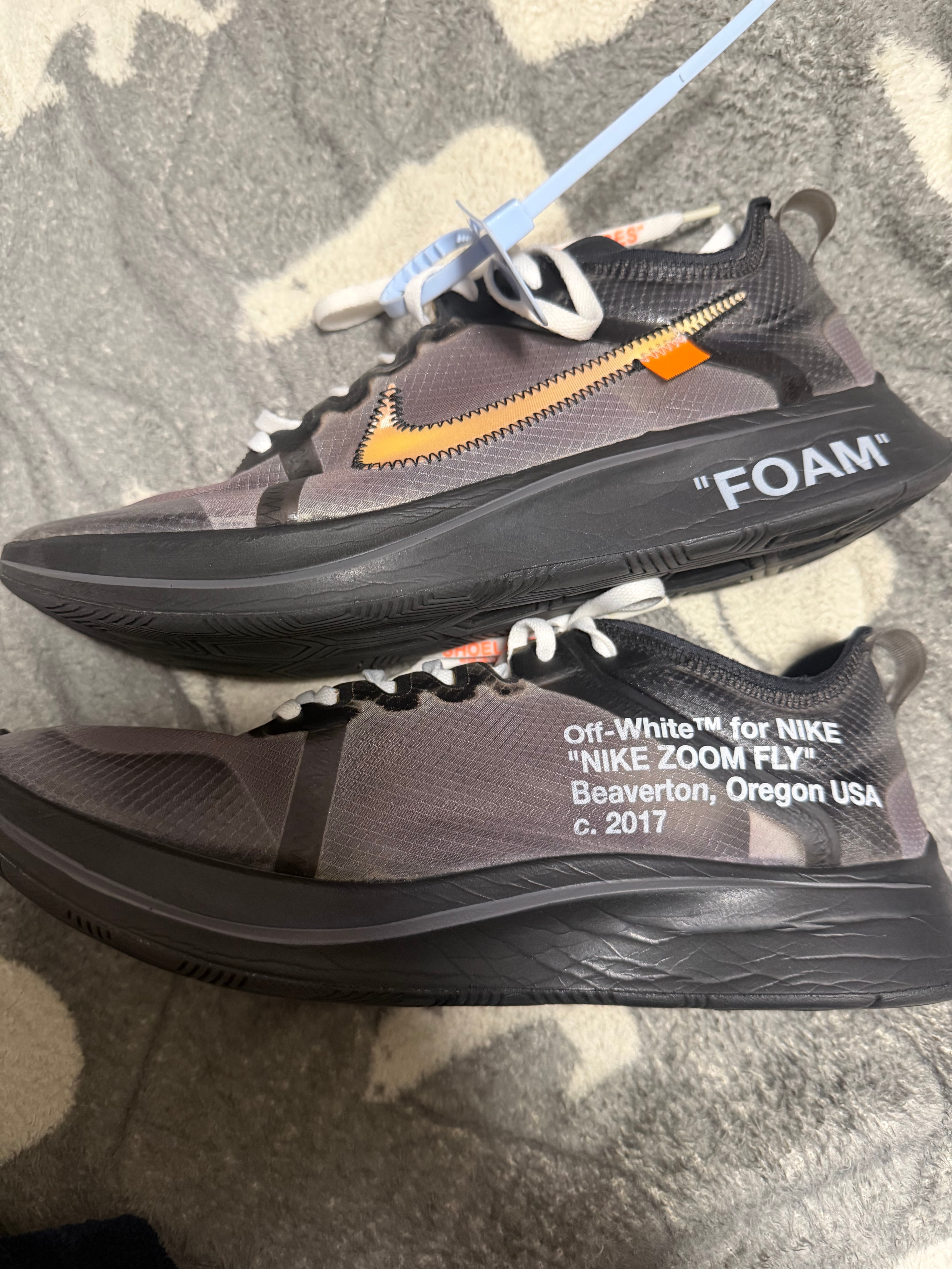 Off-White × Nike Zoom Fly "Black"