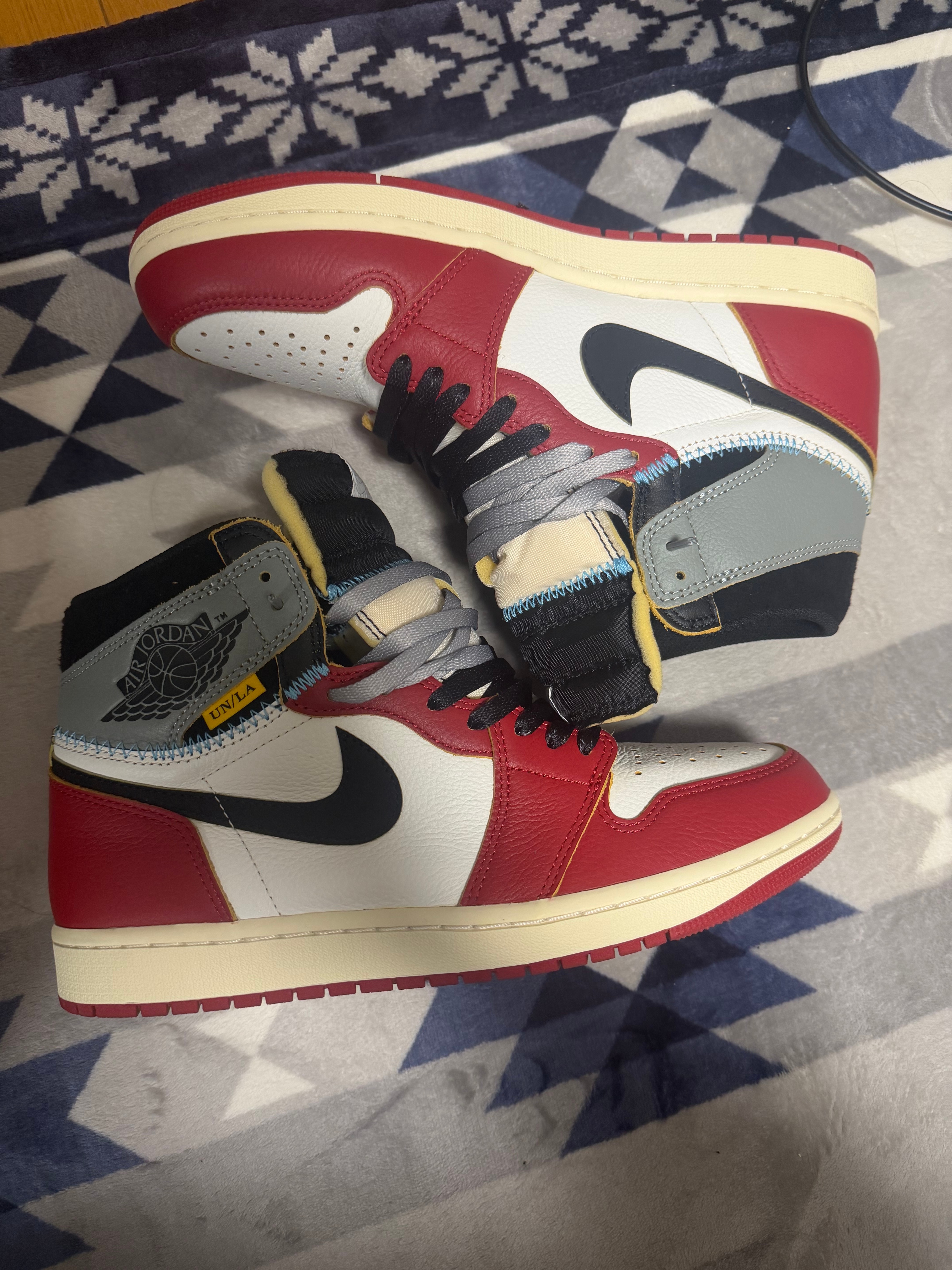 UNION × Nike Air Jordan 1 Retro High OG "Chicago/Shadow"