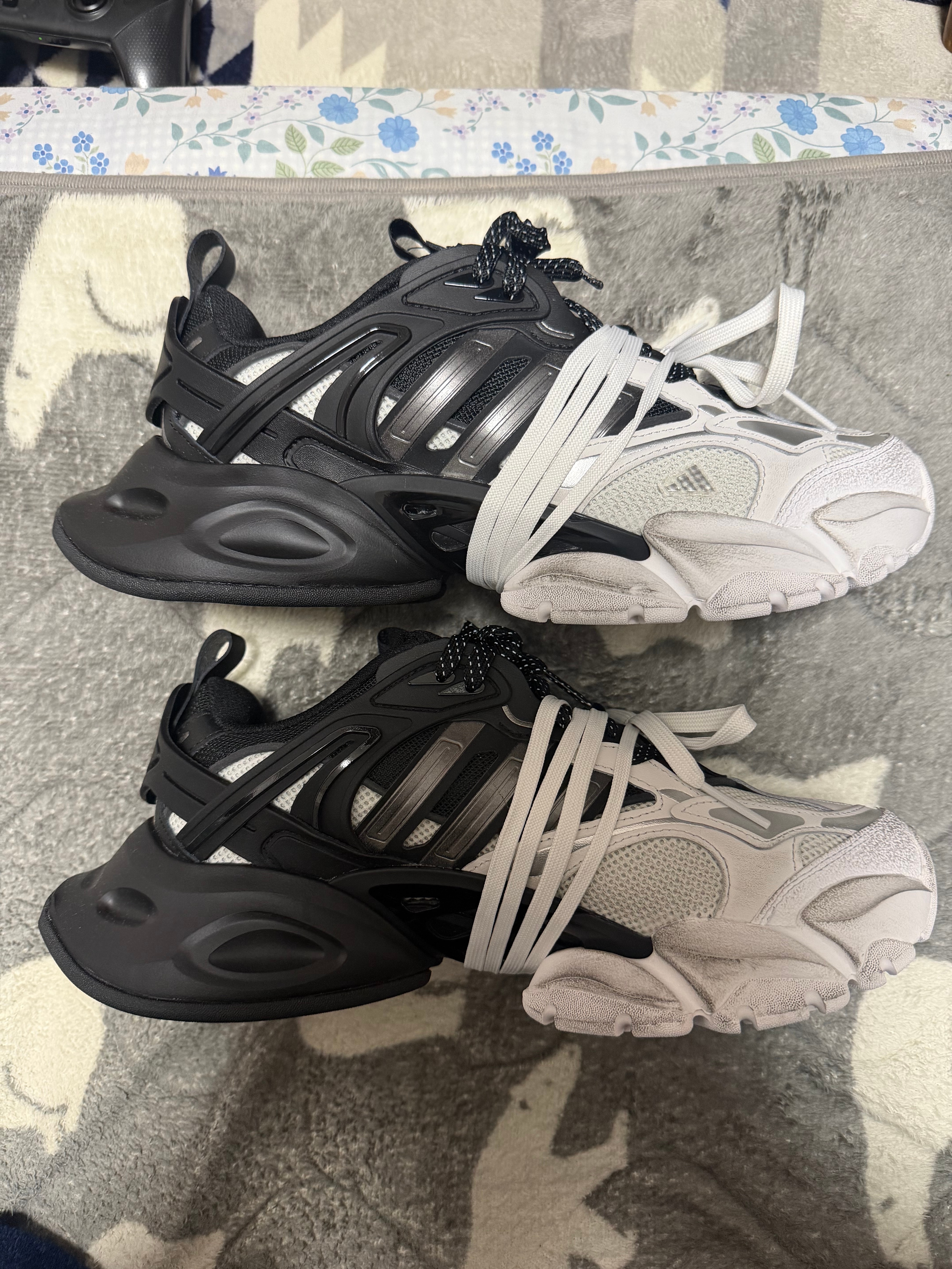 adidas XLG Runner Deluxe "White/Black"