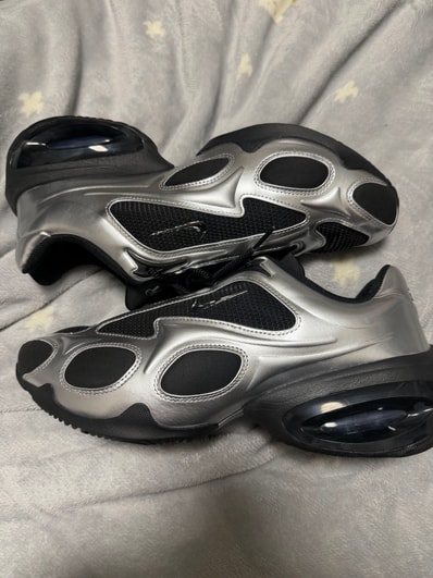 Nike Women's Air Max Muse "Black/Metallic Silver"