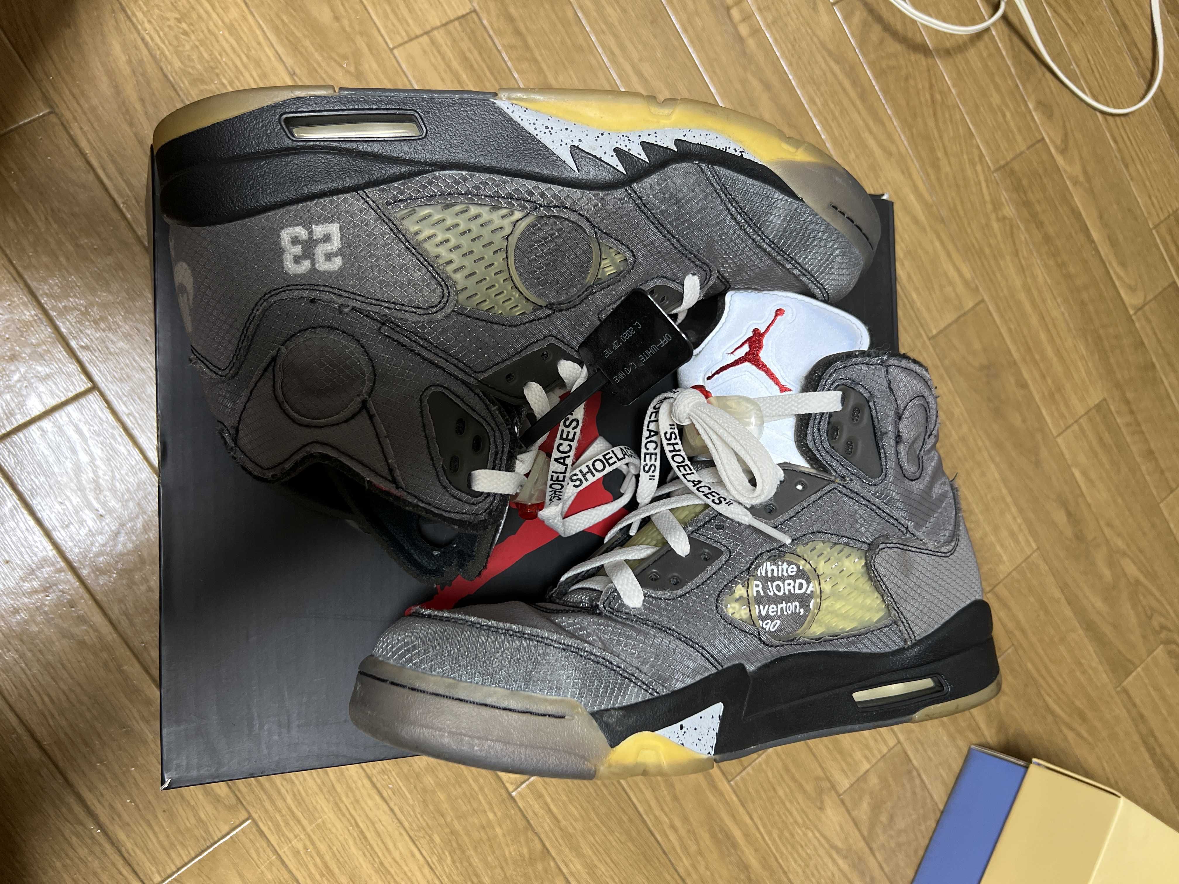 Off-White × Nike Air Jordan 5 "Black/Muslin/Fire Red"
