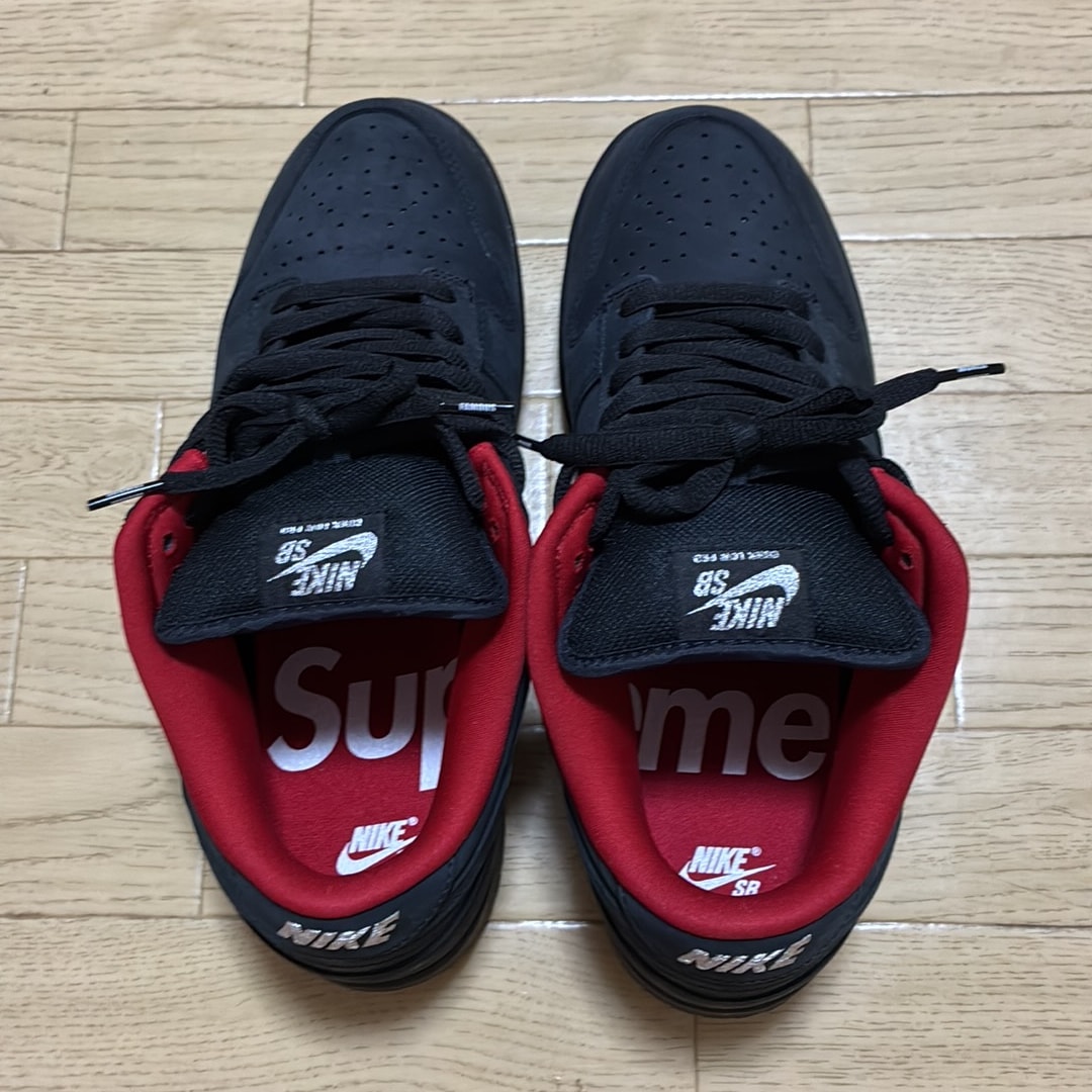 Supreme × Nike SB Dunk Low "Black" (25FW Week2)