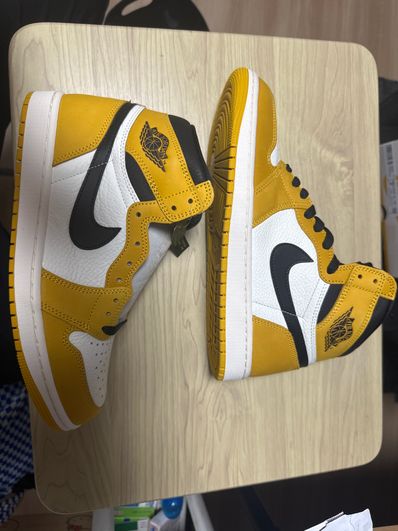 Nike Air Jordan 1 Retro High OG "Yellow Ochre"