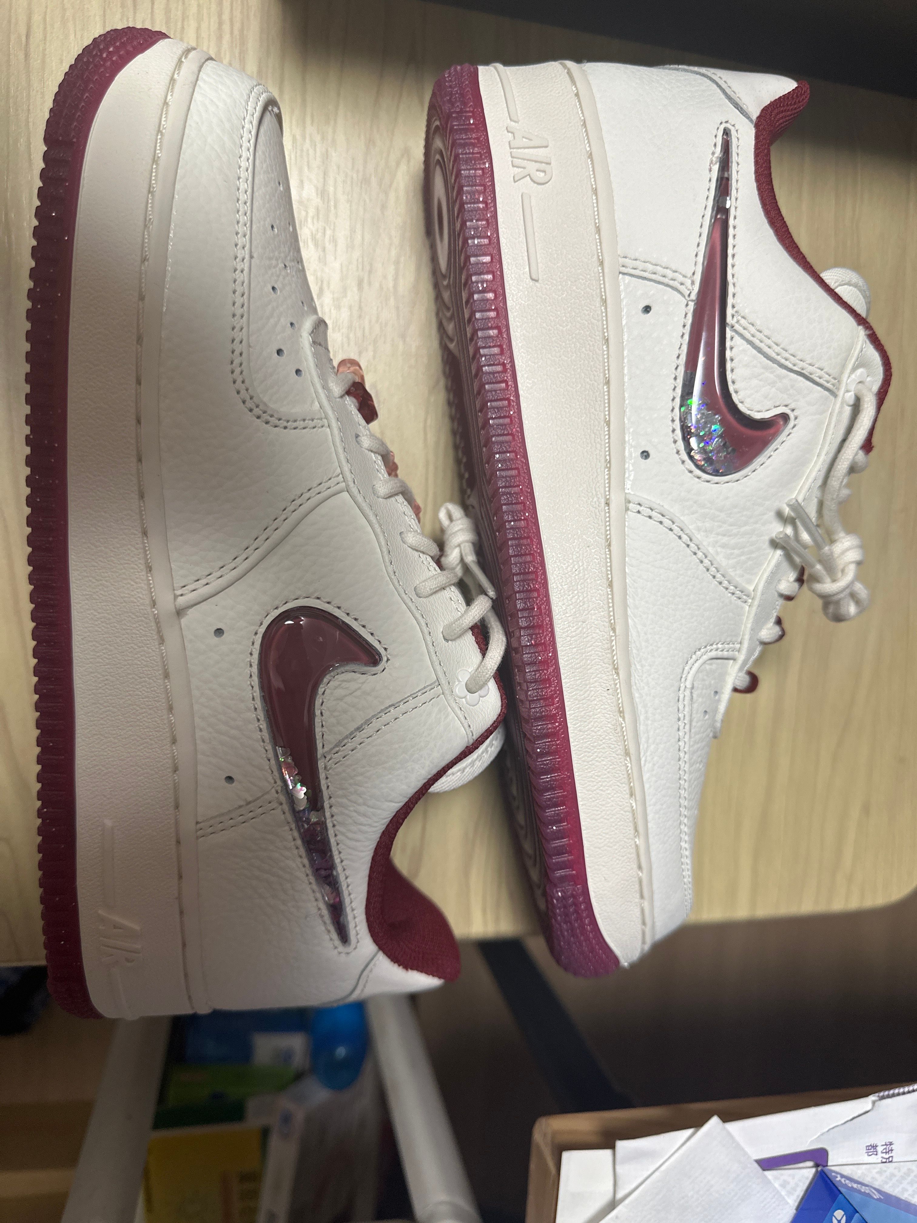 Nike Women's Air Force 1 Low "Valentine’s Day" (2024)