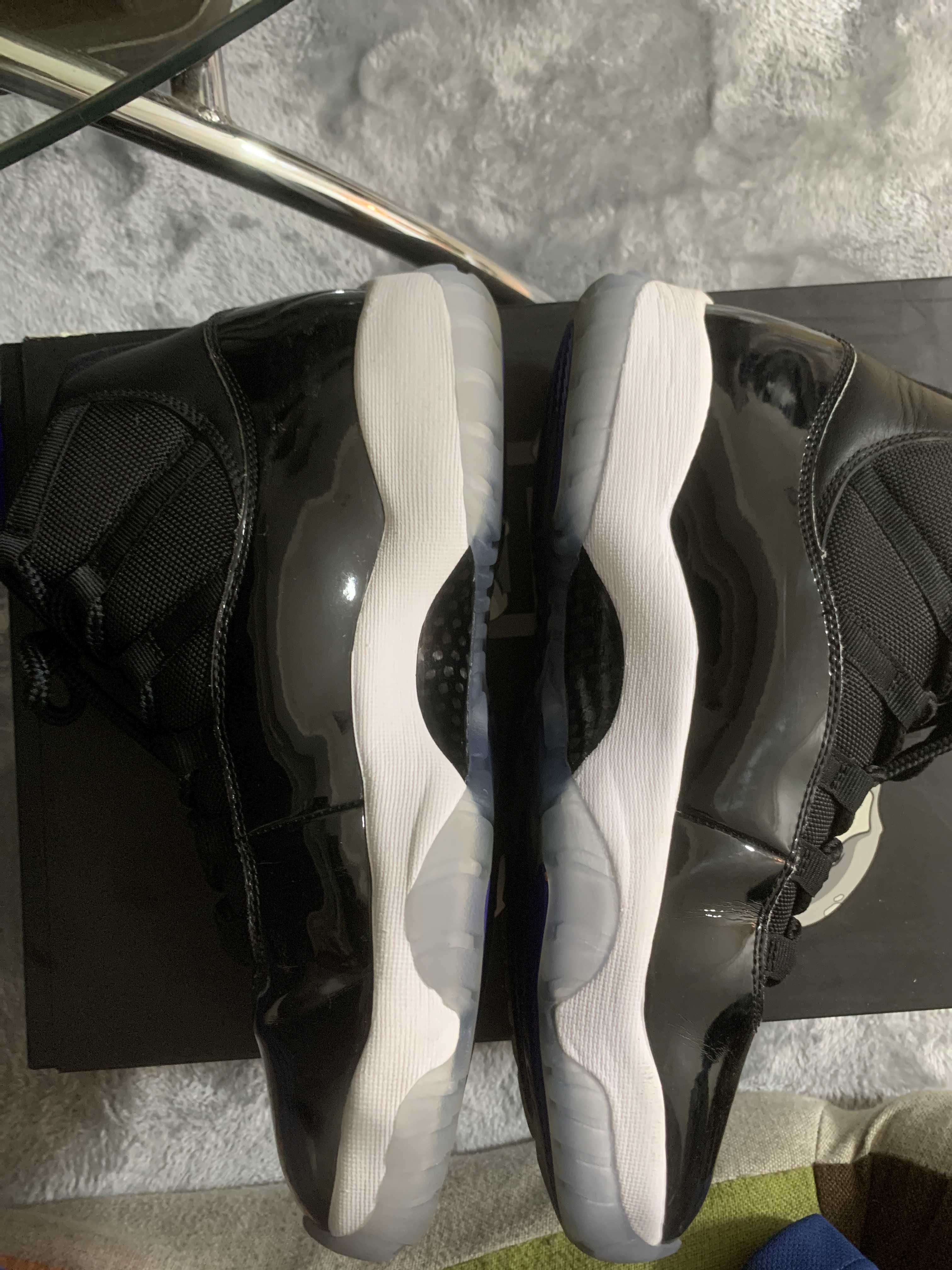 Nike Air Jordan 11 Retro "Space Jam" (2016)