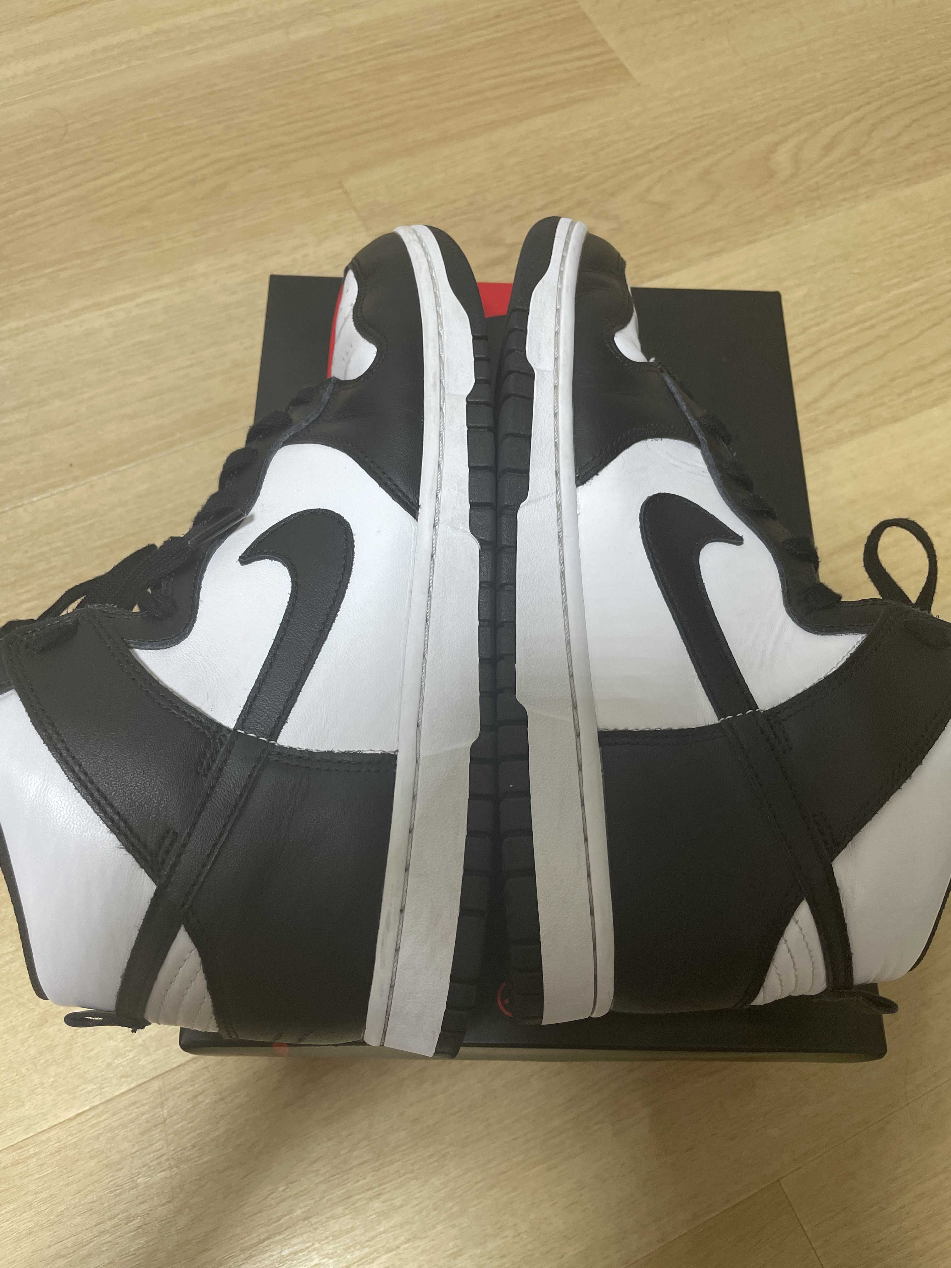 Nike Dunk High "Black and White"