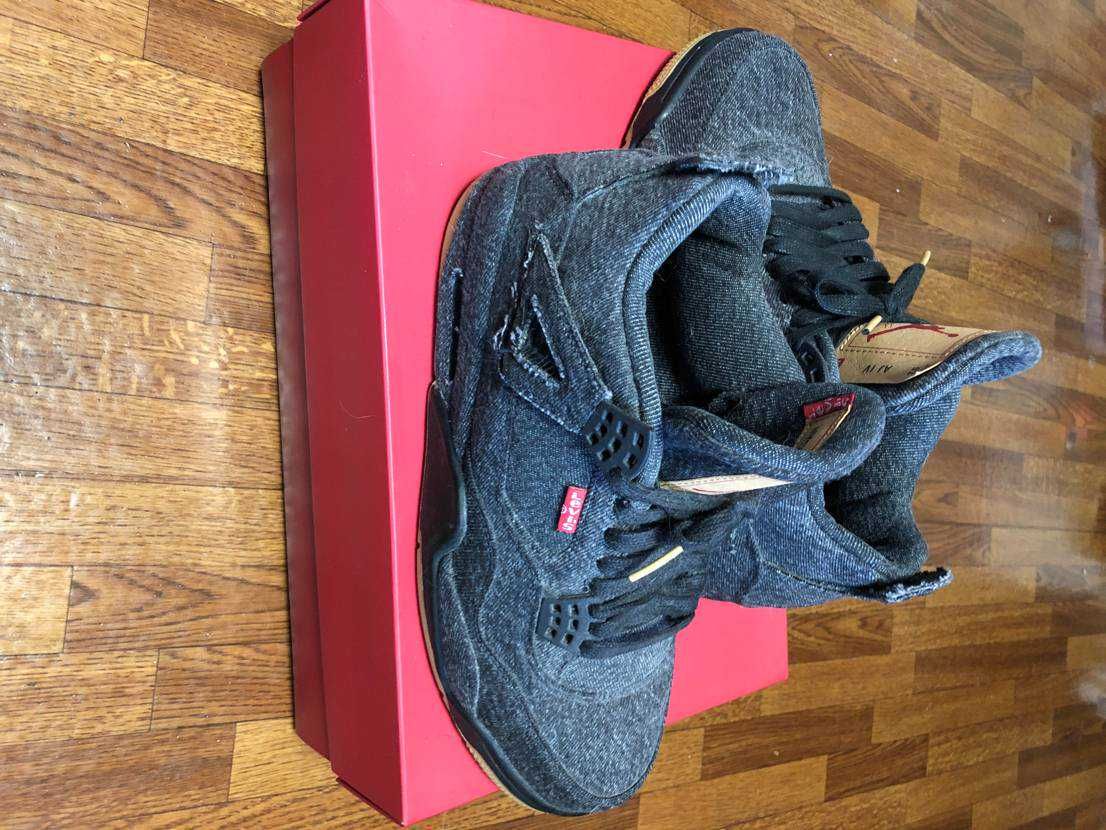 Nike × Levi's Air Jordan 4 "Black Denim" (Tag: LEVIS®)