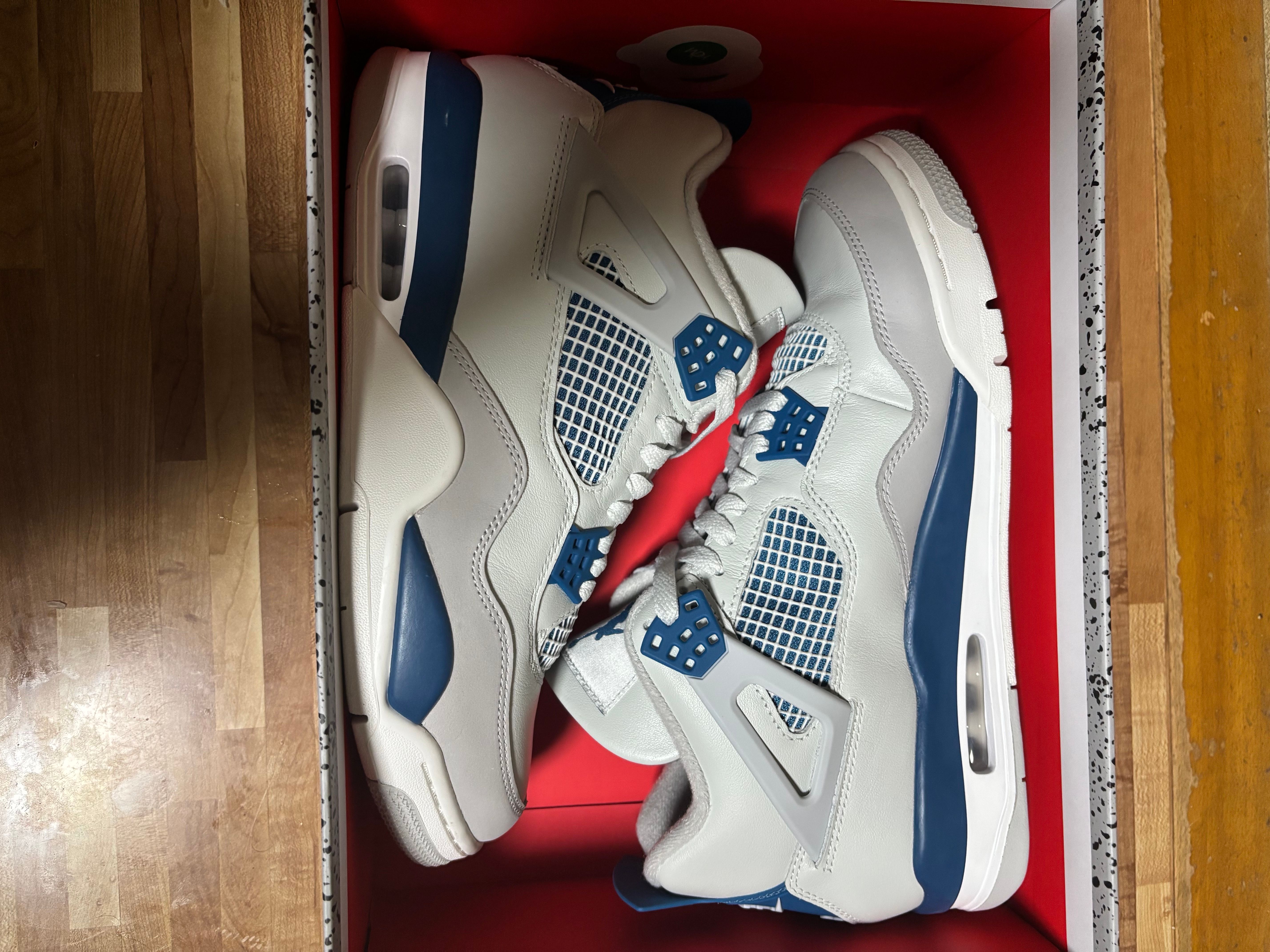 Nike Air Jordan 4 Retro "Industrial Blue"