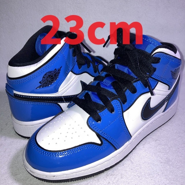 Nike GS Air Jordan 1 Mid SE "Signal Blue"