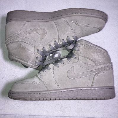 Nike GS Air Jordan 1 Retro High "Grey Suede"