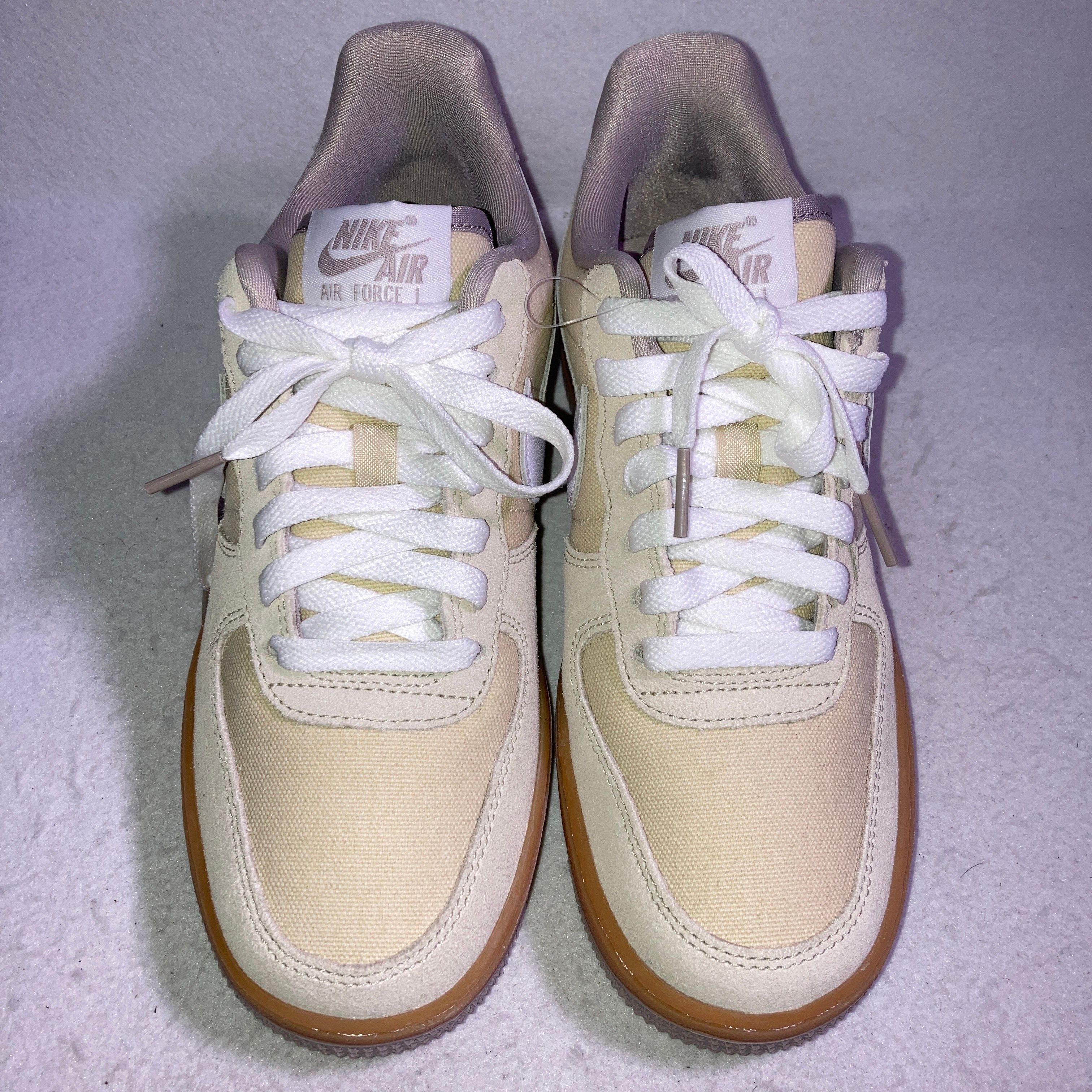 Nike Women's Air Force 1 ’07 "Light Khaki/Gum Yellow/College Grey/White"