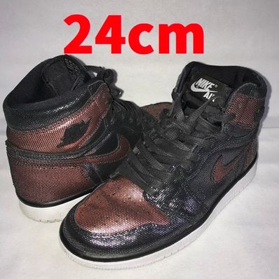 Nike Women's Air Jordan 1 High OG Fearless Metallic Rose Gold