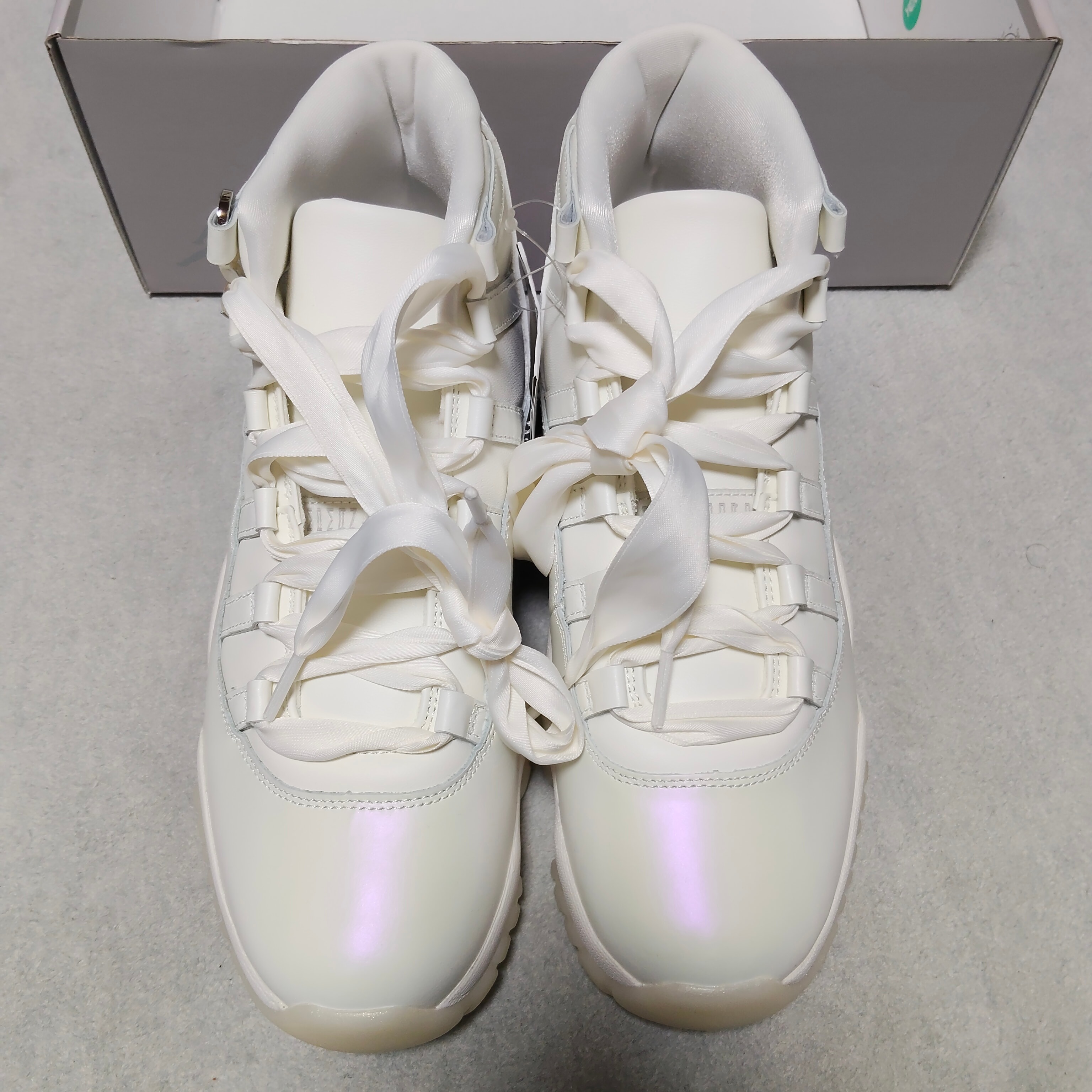 Nike Women's Air Jordan 11 "Grand Finale/Pearl"
