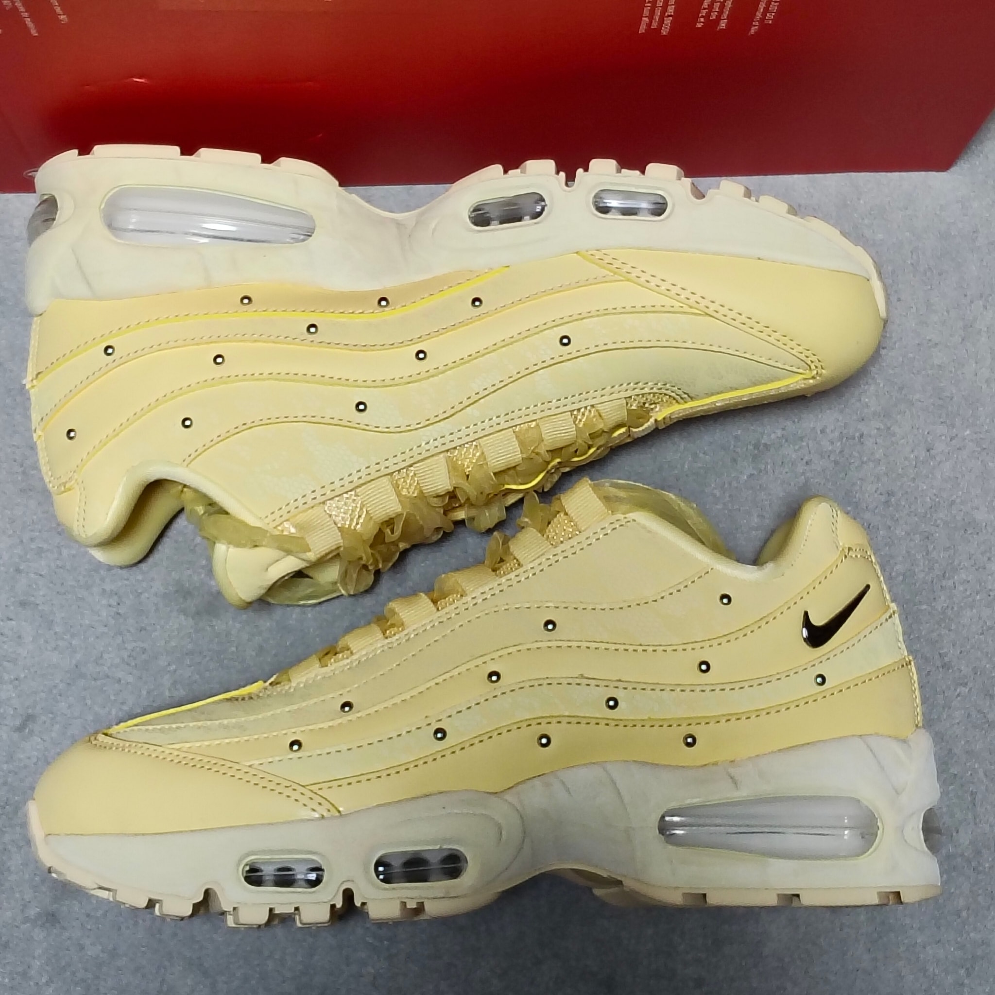 Nike Women's Air Max 95 "Soft Yellow"