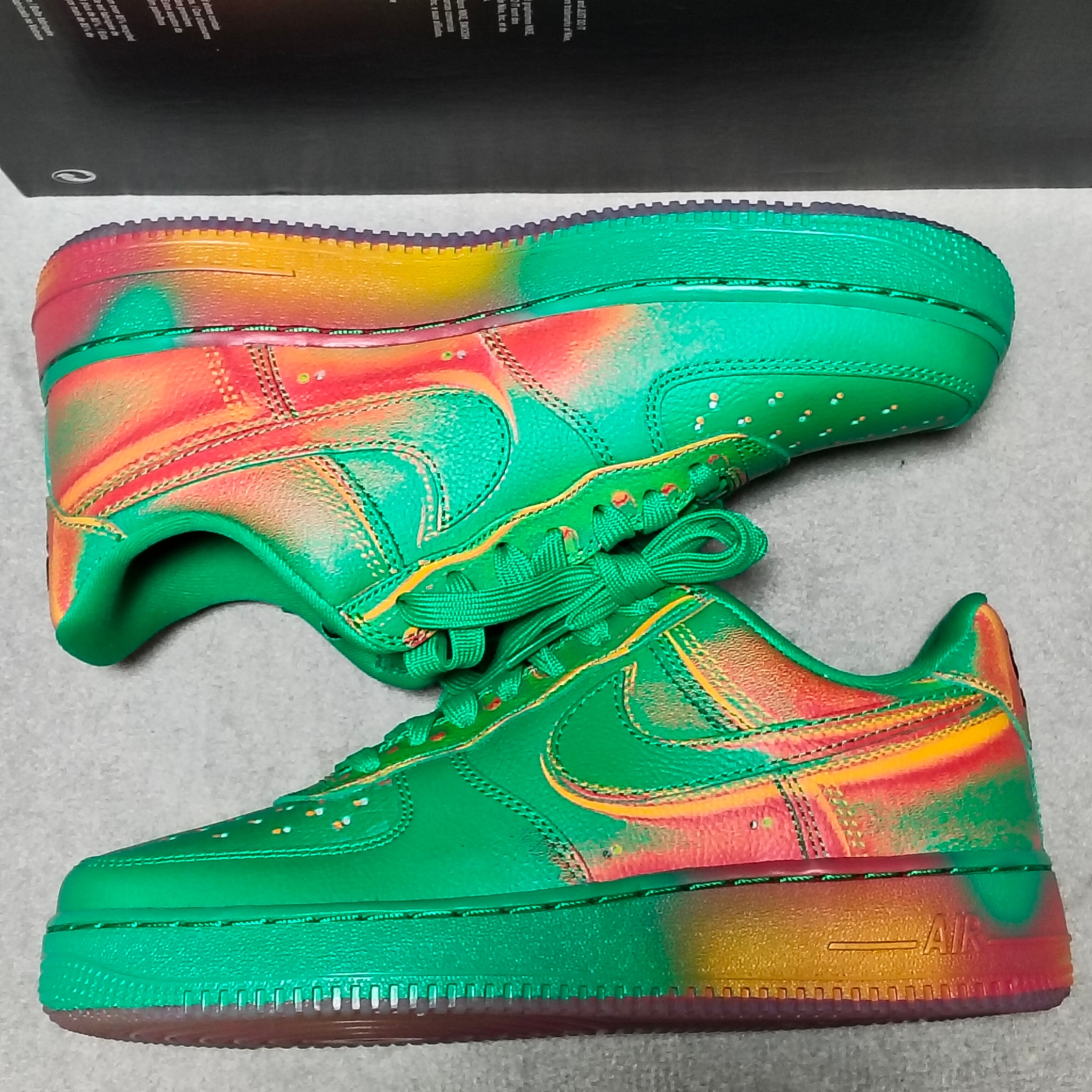 Nike Air Force 1 Low "Stadium Green/Laser Orange"