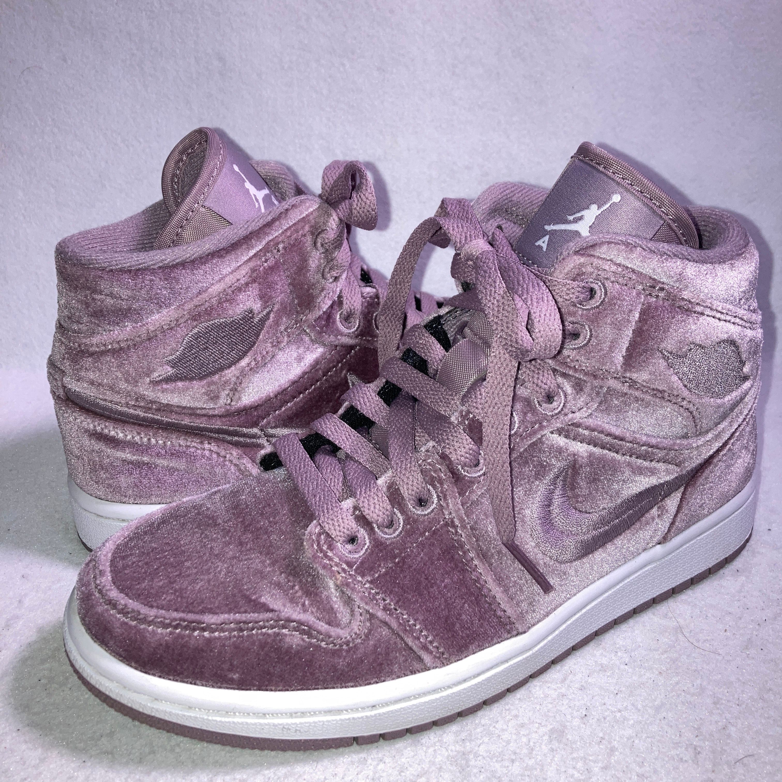 Nike Women's Air Jordan 1 Mid "Purple Velvet"