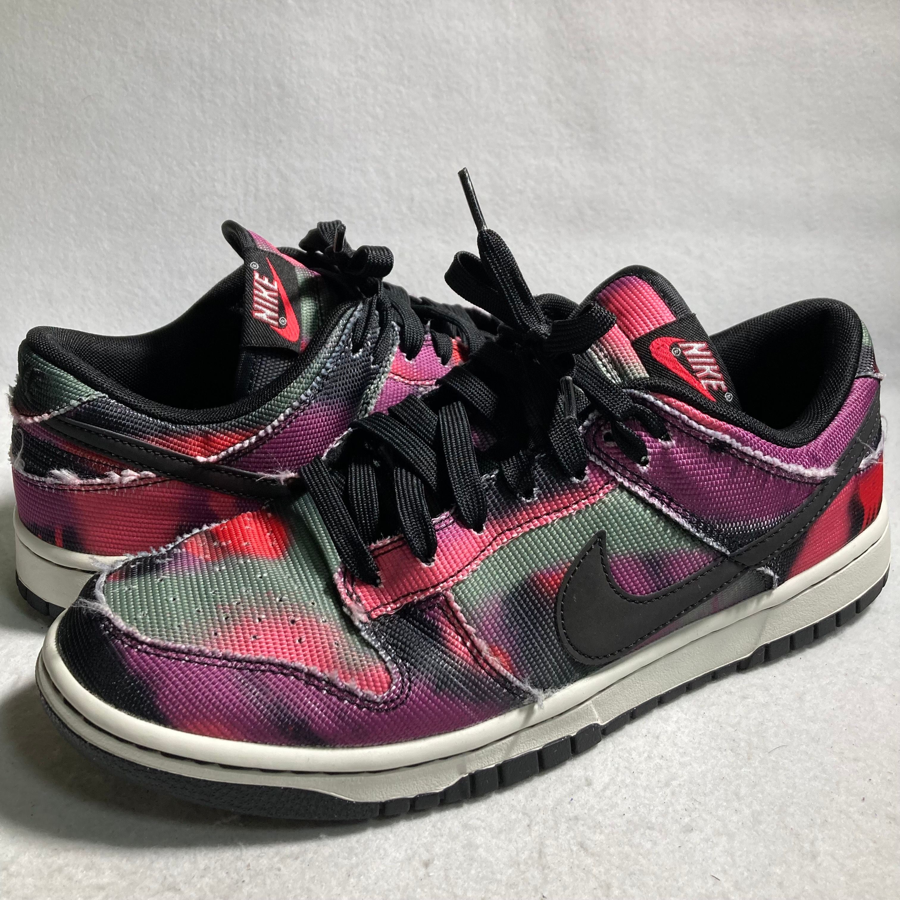 Nike Dunk Low Graffiti "Pink/Black"