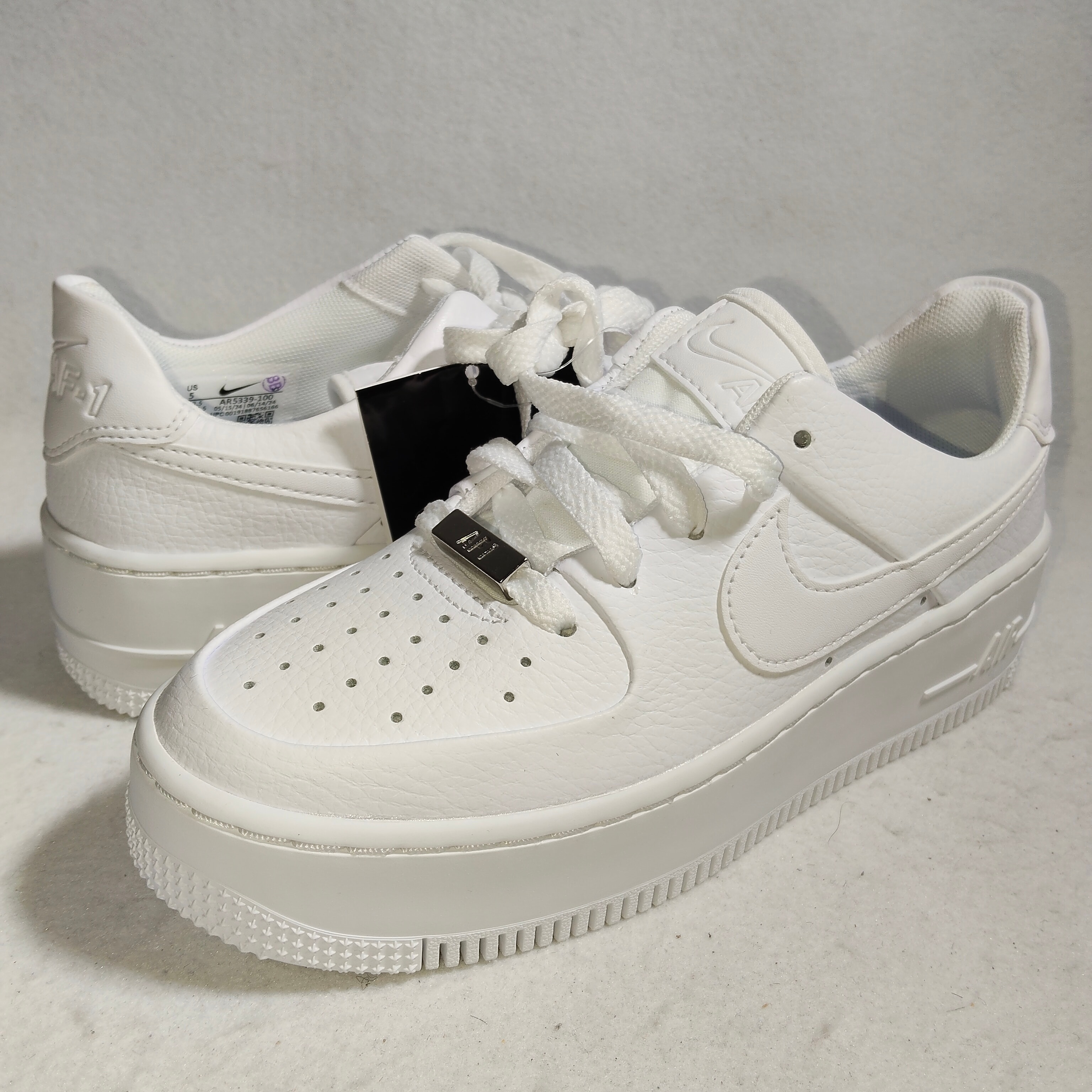 Nike Women's Air Force Sage Low "Triple White"