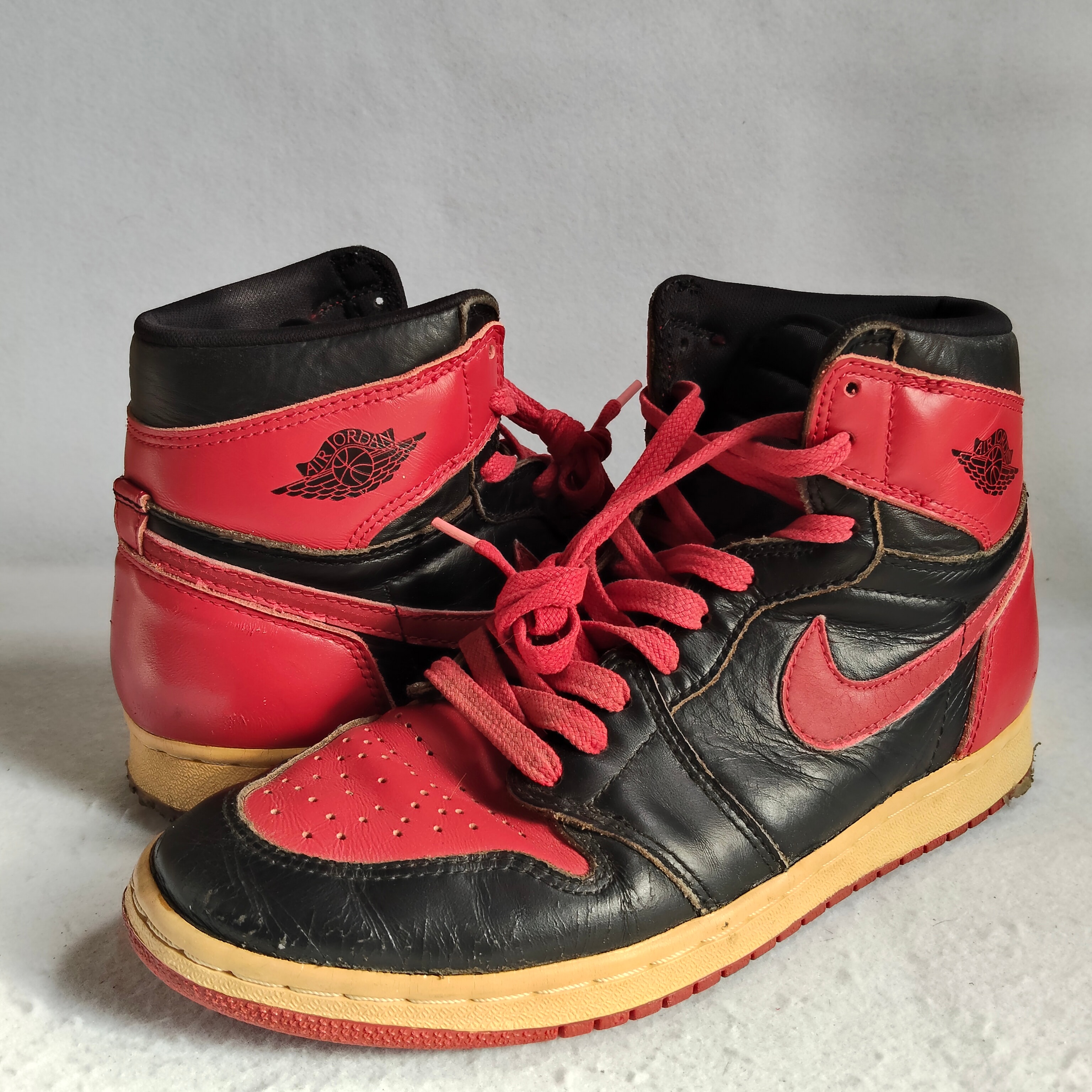 Nike Air Jordan 1 High "Bred" (1994)