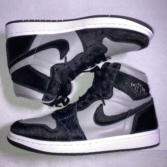 Nike Women's Air Jordan 1 Retro High OG "Medium Grey"
