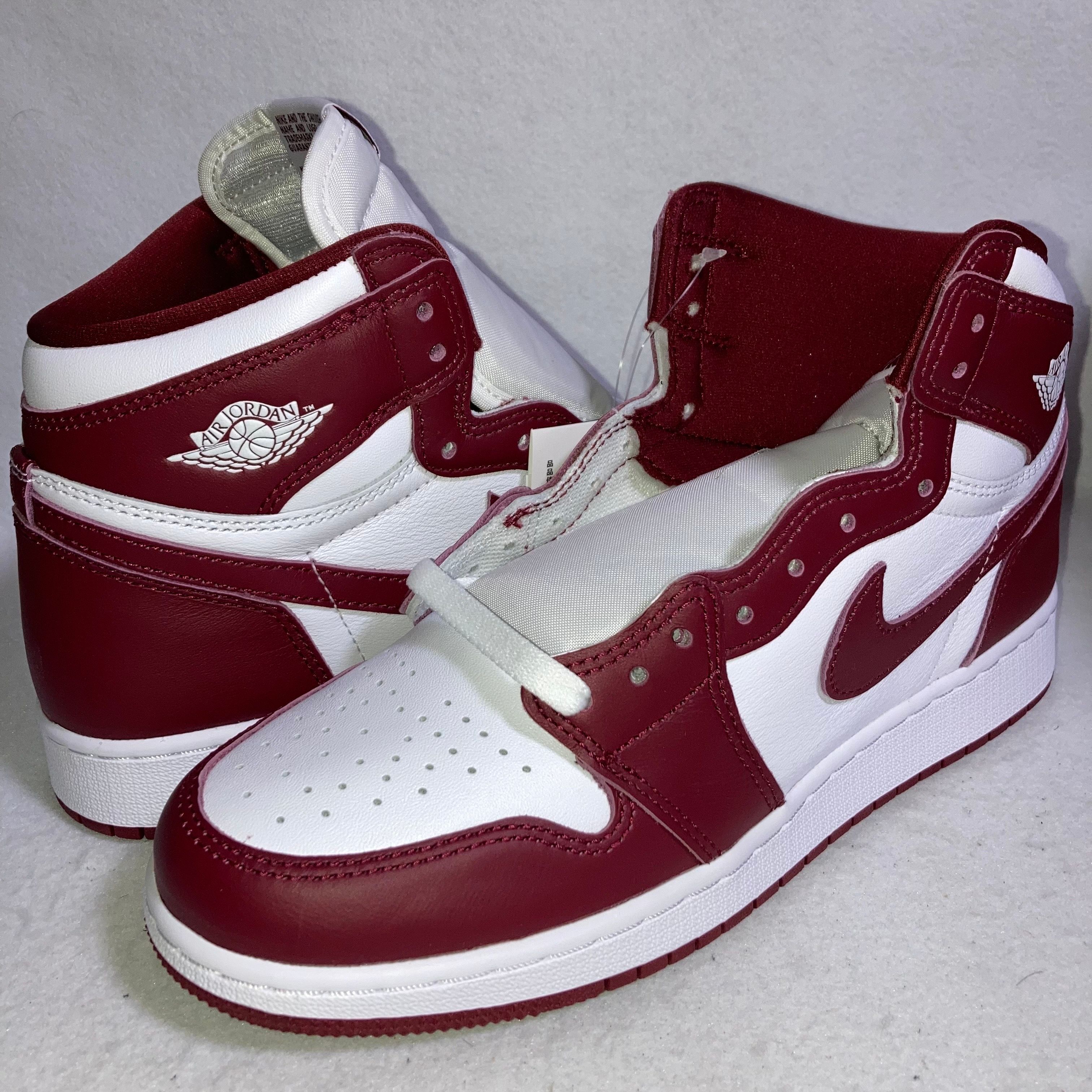 Nike GS Air Jordan 1 Retro High OG "Artisanal Red"