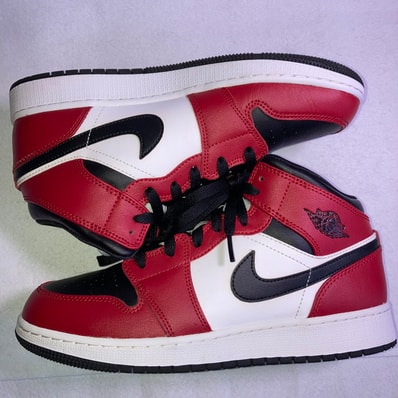 Nike GS Air Jordan 1 Mid "Black/Gym Red-White"