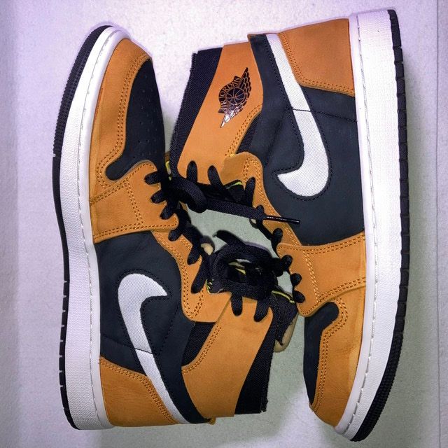 NIKE AIR JORDAN 1 HIGH ZOOM "MONARCH ORANGE"