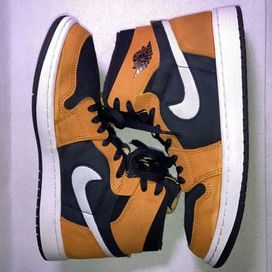 NIKE AIR JORDAN 1 HIGH ZOOM "MONARCH ORANGE"