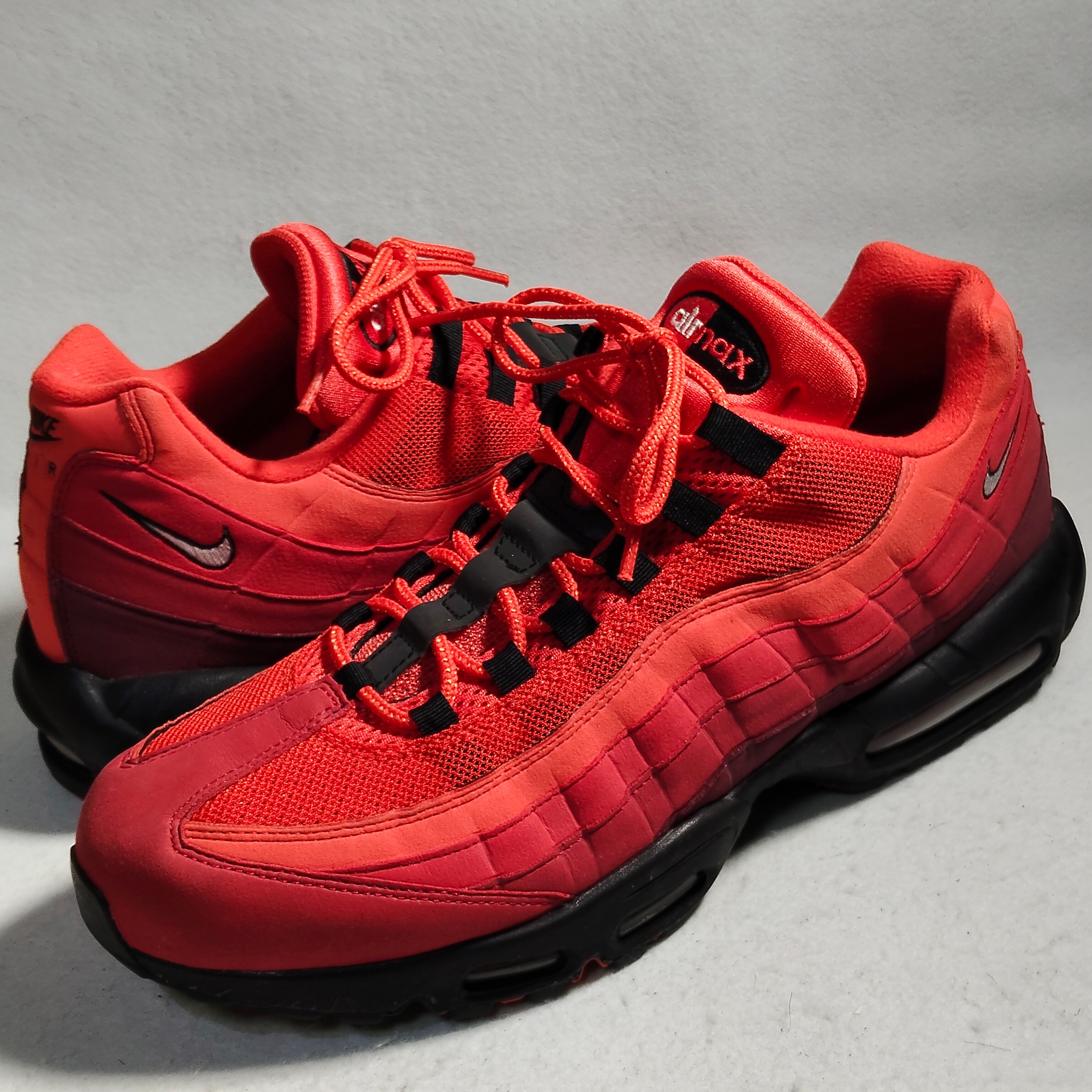 Nike Air Max 95 OG "Habanero Red"