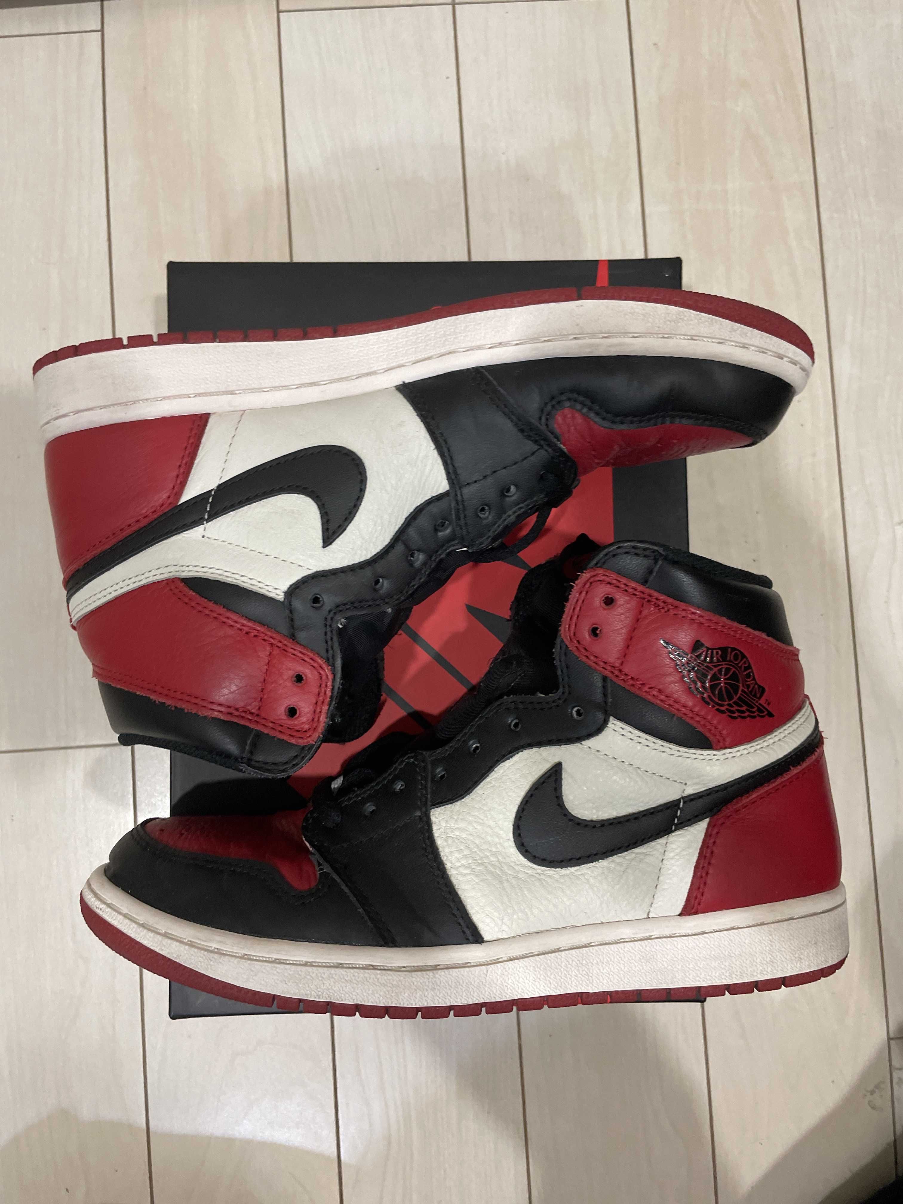 Nike Air Jordan 1 Retro High OG "Bred Toe"