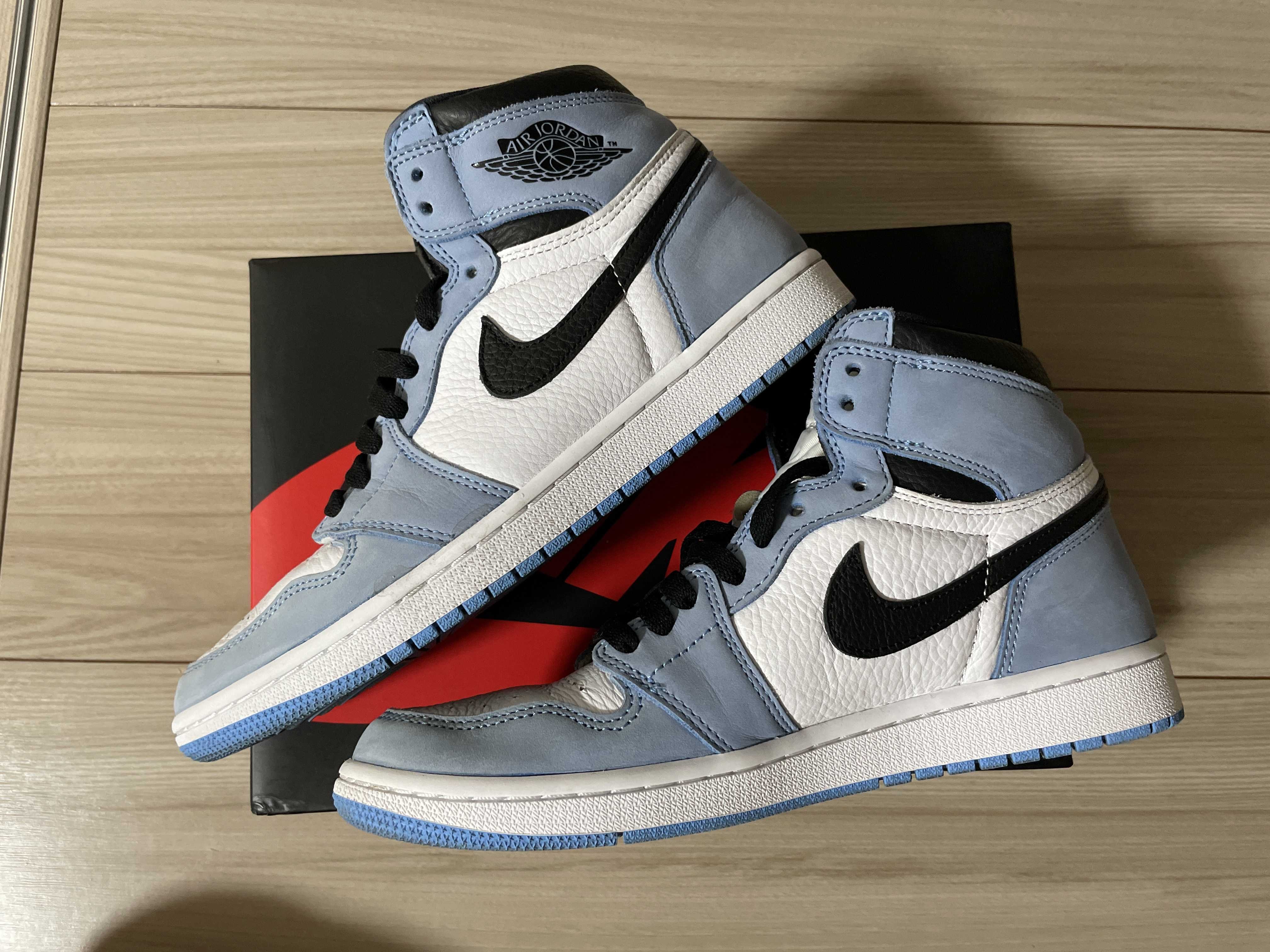 Nike Air Jordan 1 High OG "University Blue"