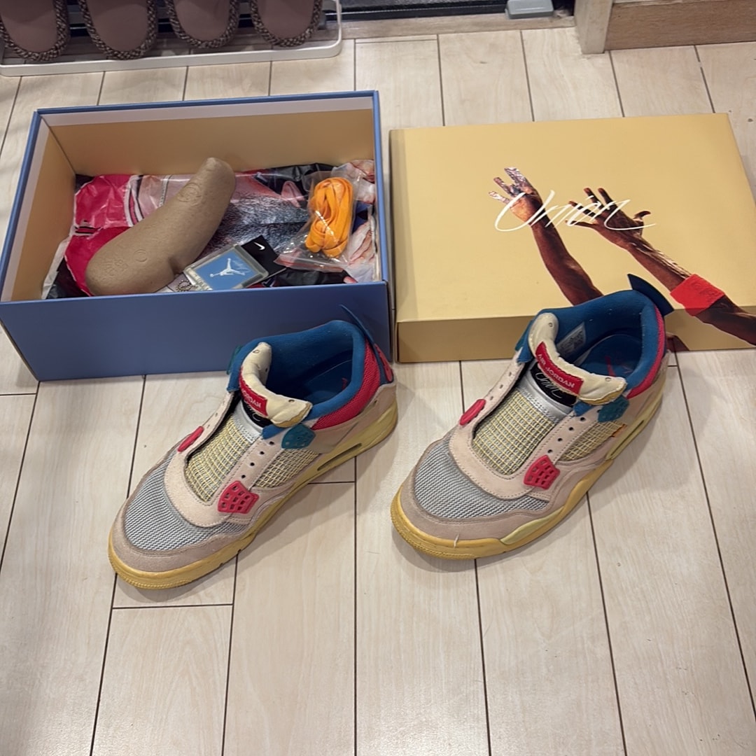 UNION × Nike Air Jordan 4 SP "Guava Ice/Light Fusion Red"