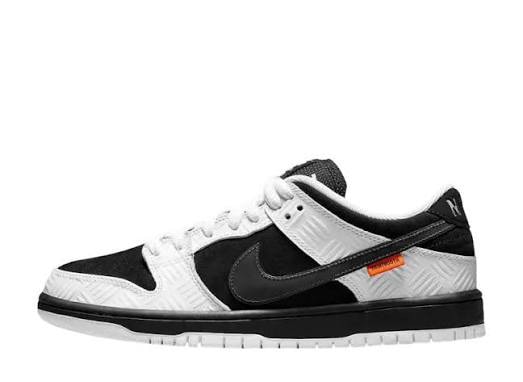 TIGHTBOOTH × Nike SB Dunk Low Pro QS "Black and White"