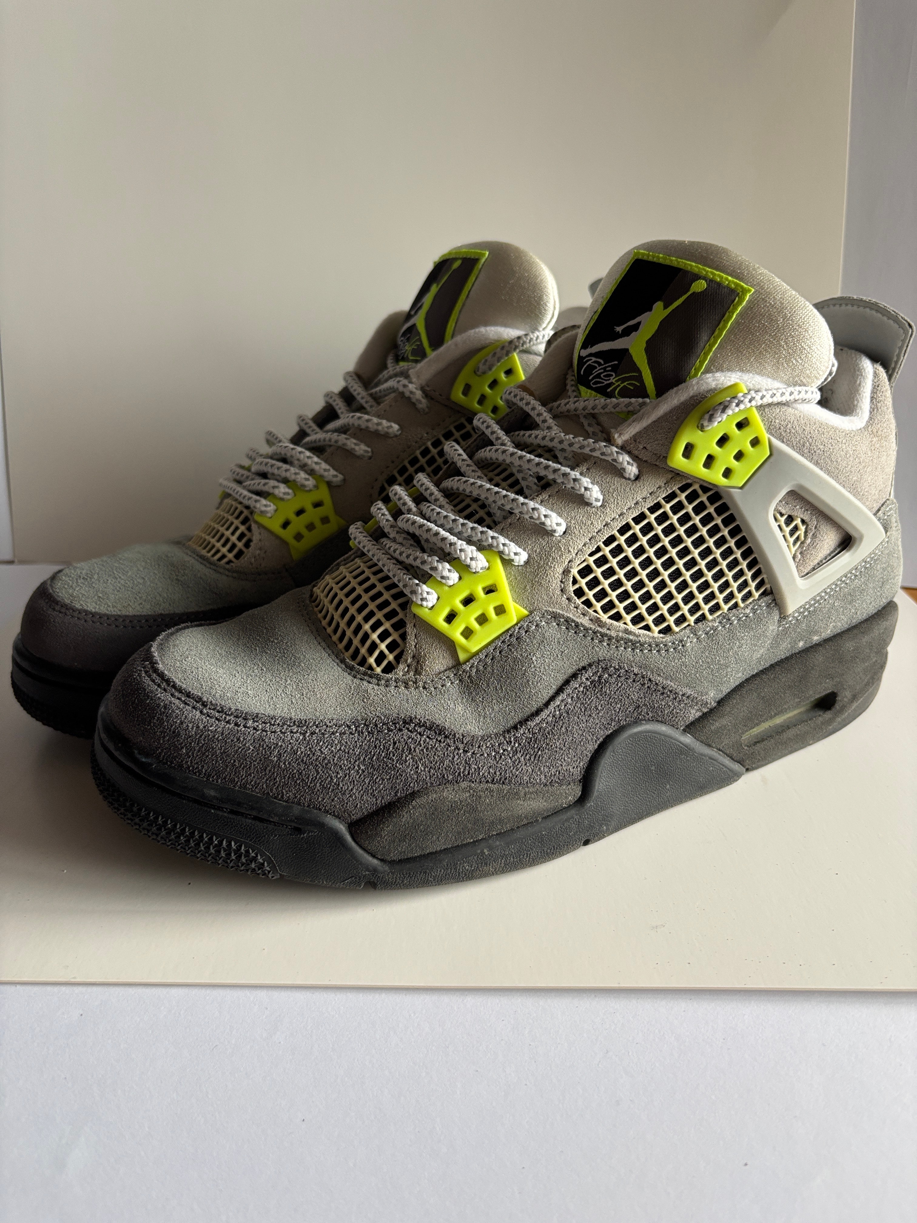 NIKE AIR JORDAN 4 RETRO LE "NEON"