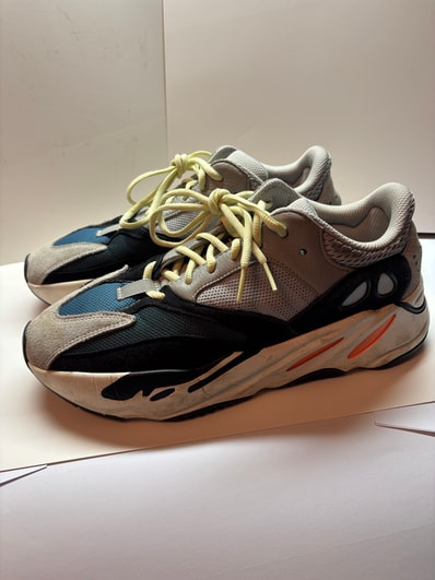 adidas YEEZY Boost 700 "Wave Runner"