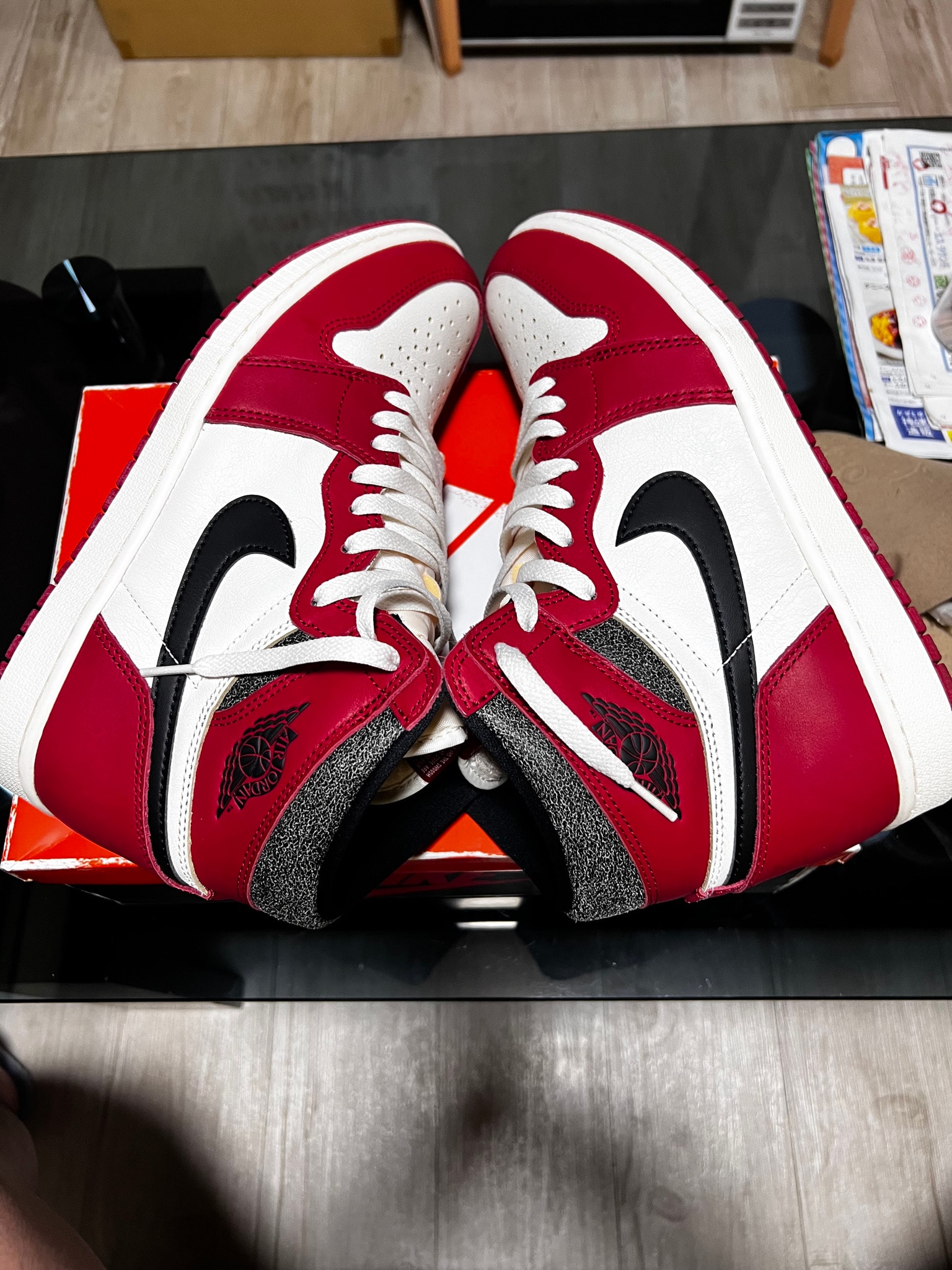 Nike Air Jordan 1 High OG "Lost & Found/Chicago"