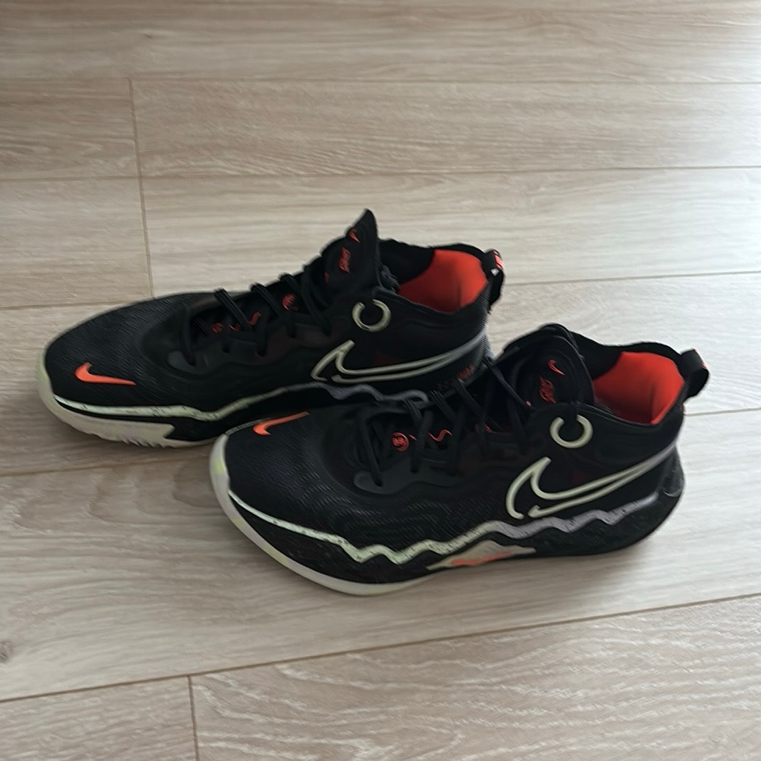 NIKE AIR ZOOM GT RUN "BLACK"