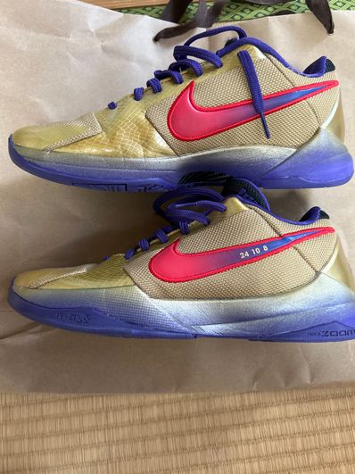 UNDEFEATED × Nike Kobe 5 Protro "Hall Of Fame"
