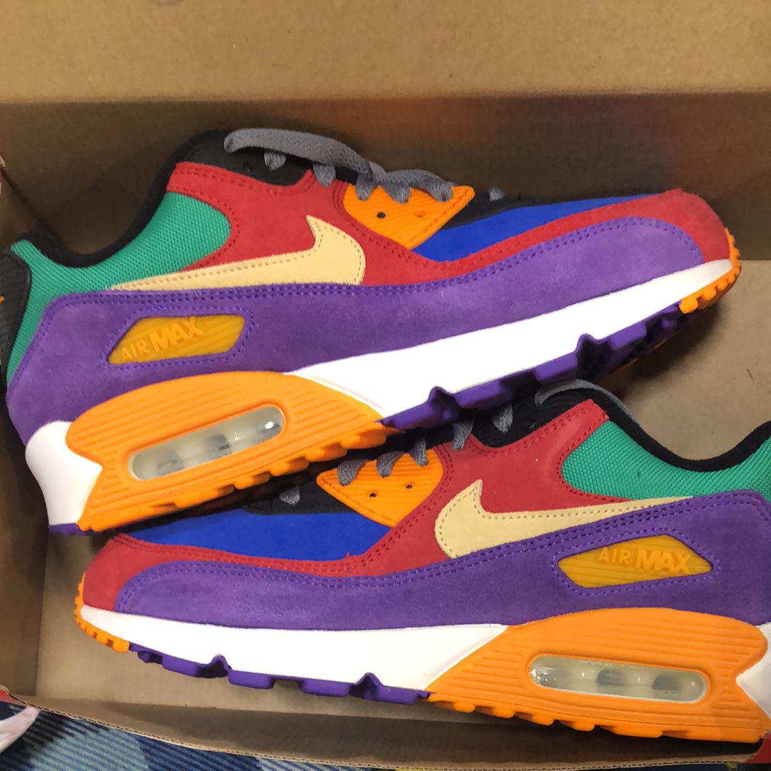 NIKE AIR MAX 90 "VIOTECH UNIVERSITYRED/PALE VANILLA/HYPER GRAPE"