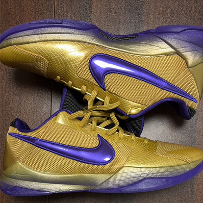 UNDEFEATED × Nike Kobe 5 Protro "Hall Of Fame"