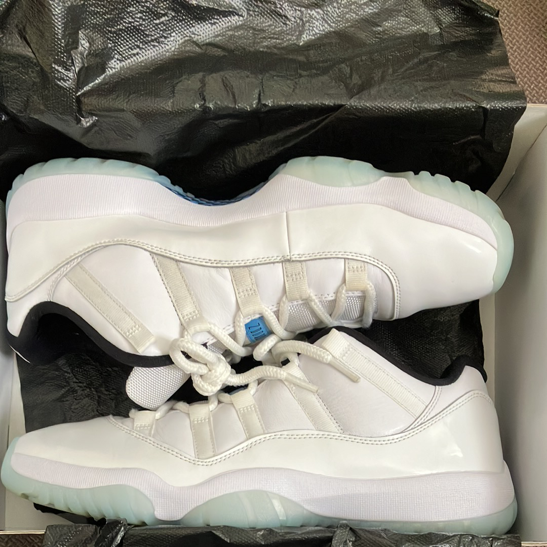 Nike Air Jordan 11 Low "Legend Blue"