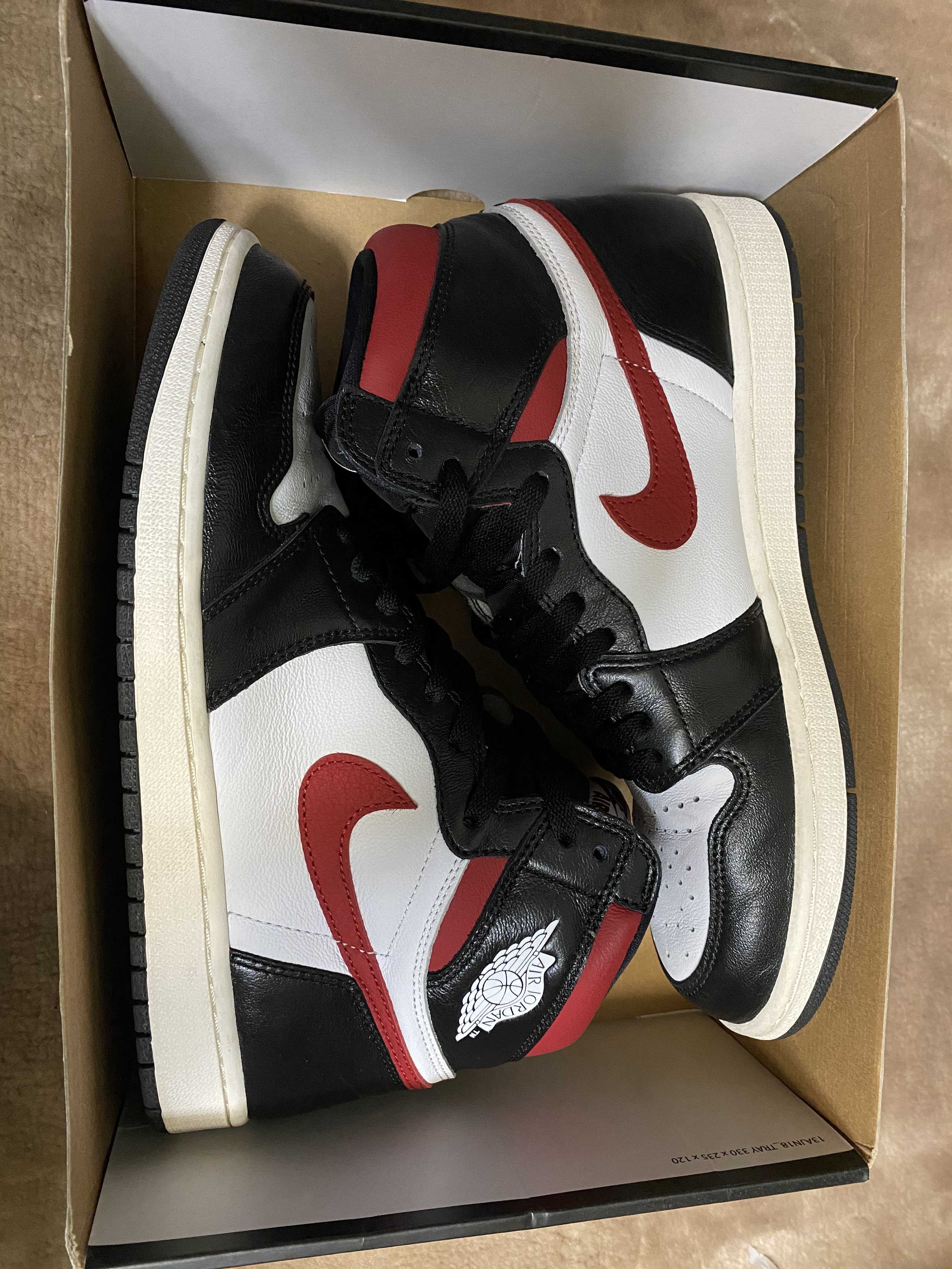 Nike Air Jordan 1 Retro High "Black/White/Sail/Gym Red"    