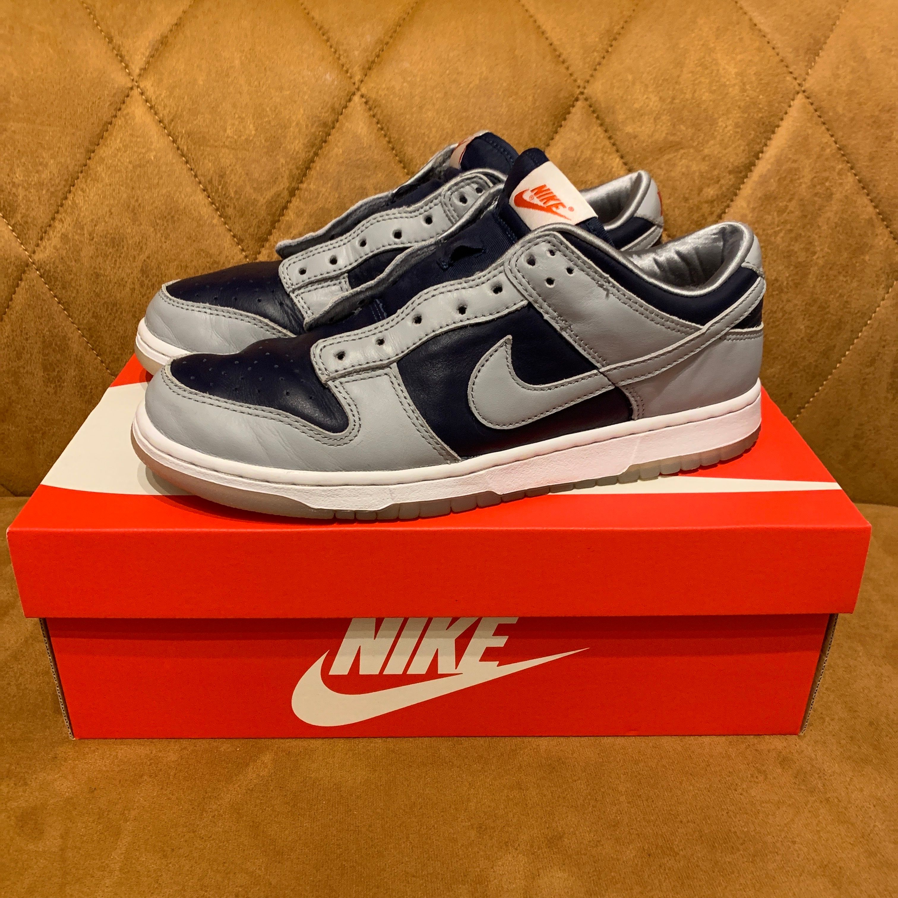 NIKE Women's DUNK LOW "COLLEGE NAVY"