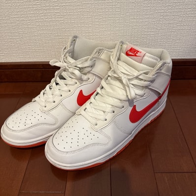 Nike Dunk High "Picante Red"