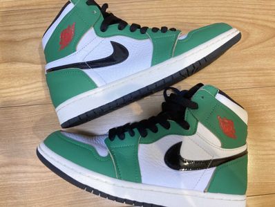 Nike Women's Air Jordan 1 High OG "Lucky Green/White-Sail-Black"
