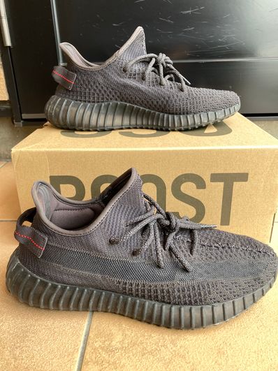 adidas YEEZY Boost 350 V2 "Black"
