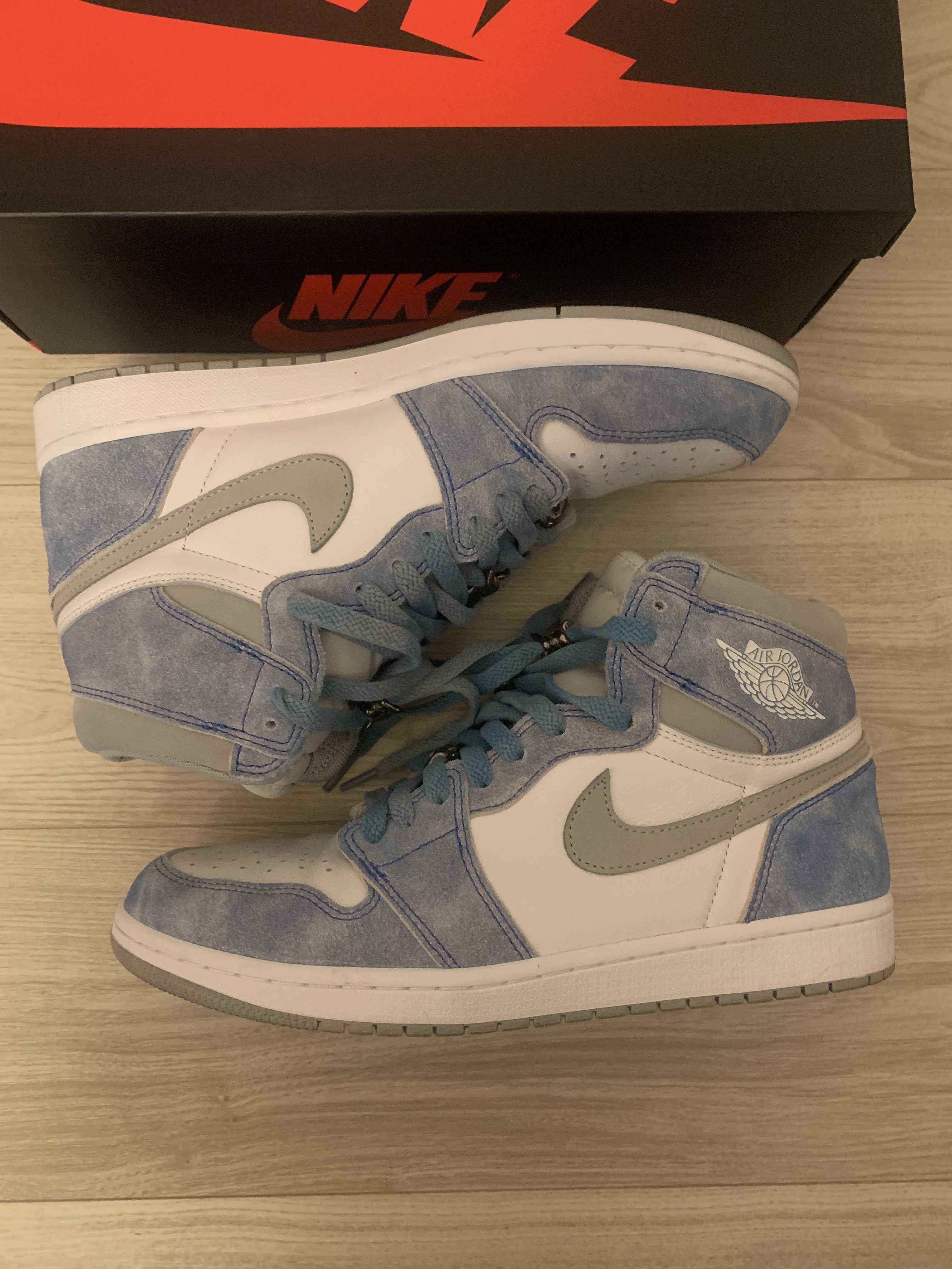 Nike Air Jordan 1 High OG "Hyper Royal"